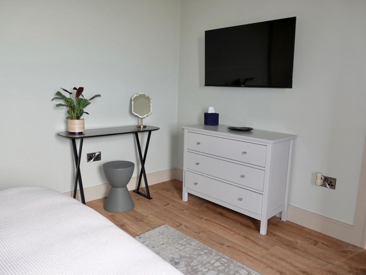 Firth View 2 - Country Escape with Sea Views of Arran! view 4