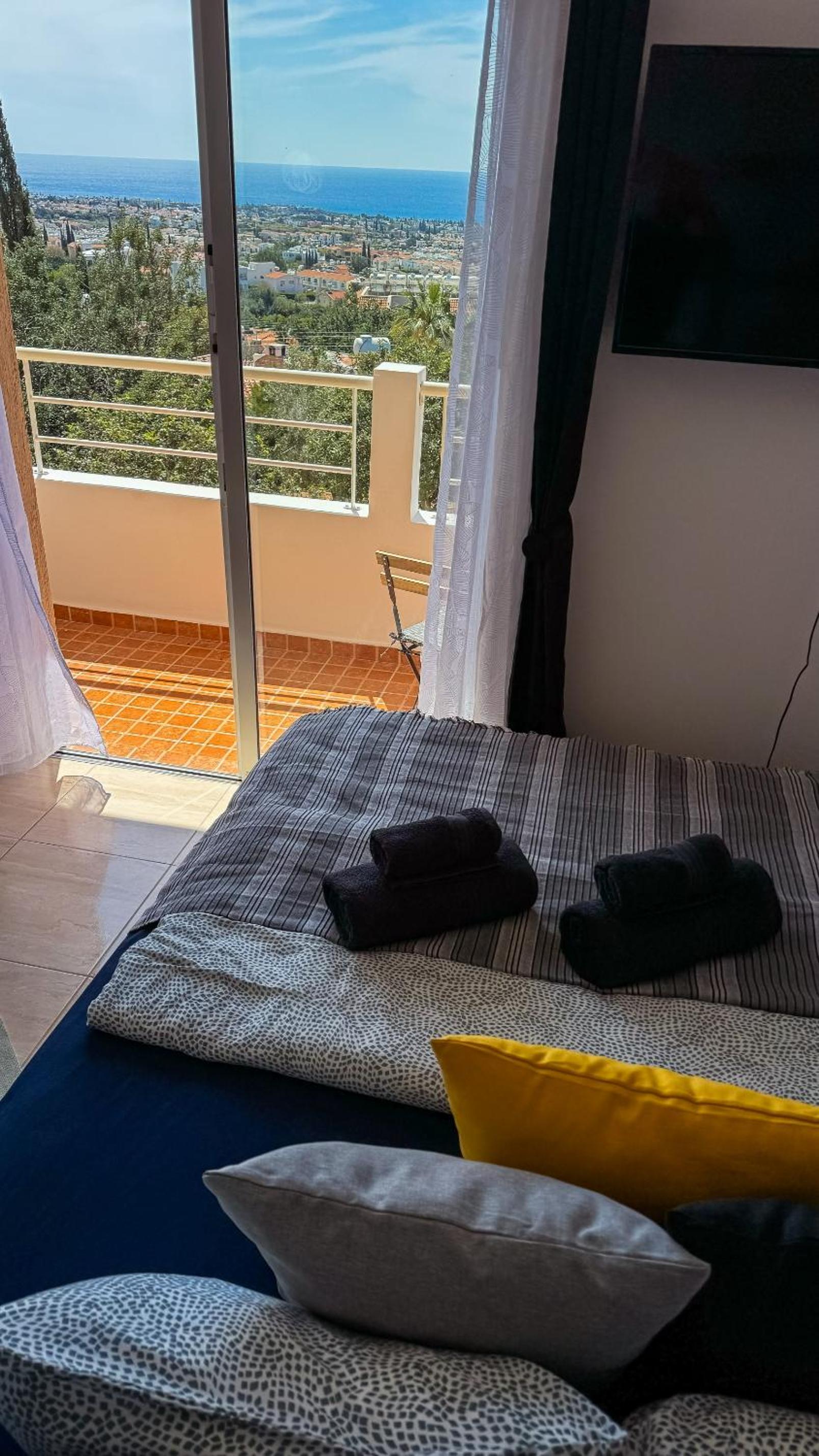 Sea View Studio