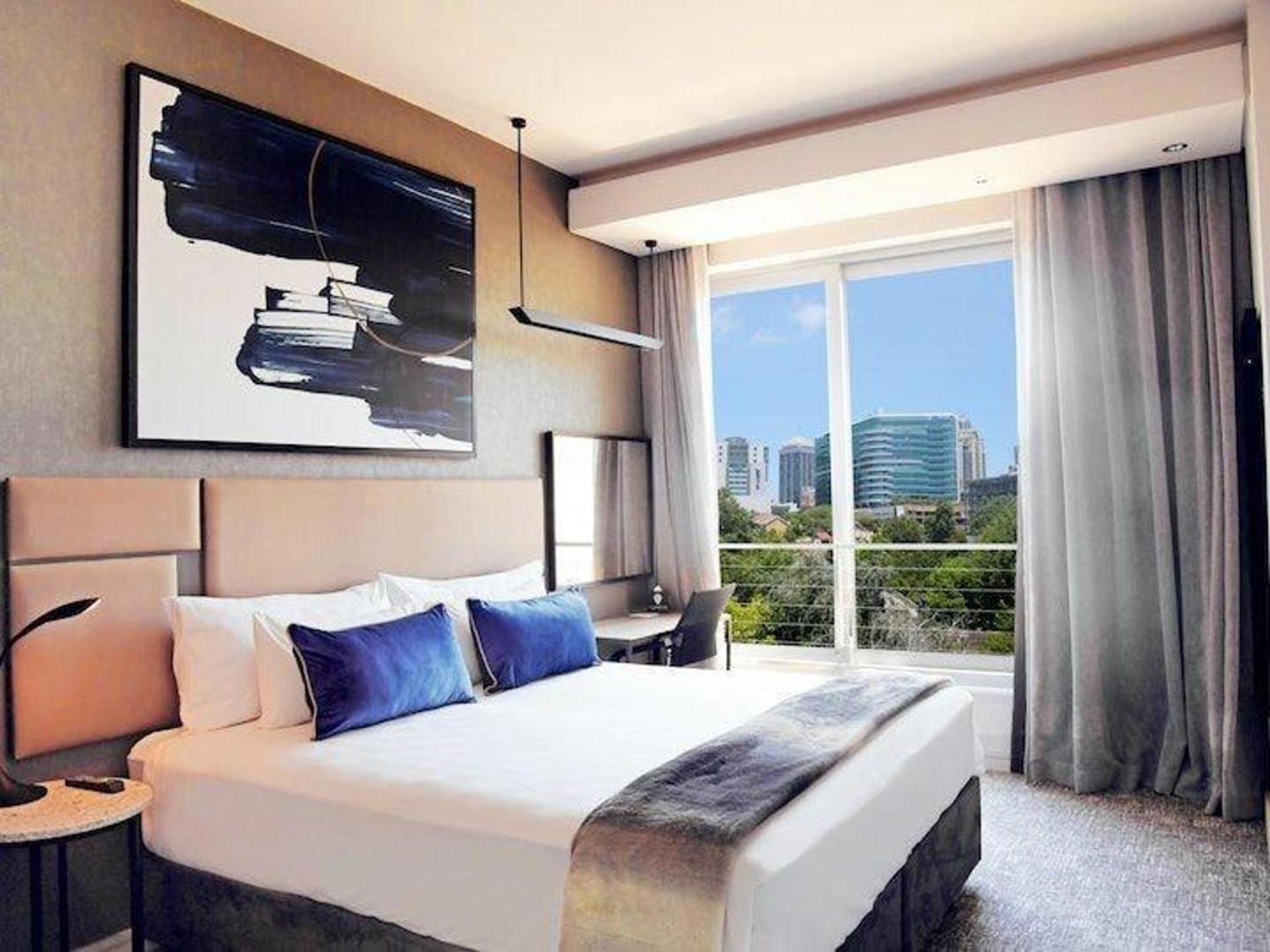 Katherine Retreat - Stylish Apartment in Sandton