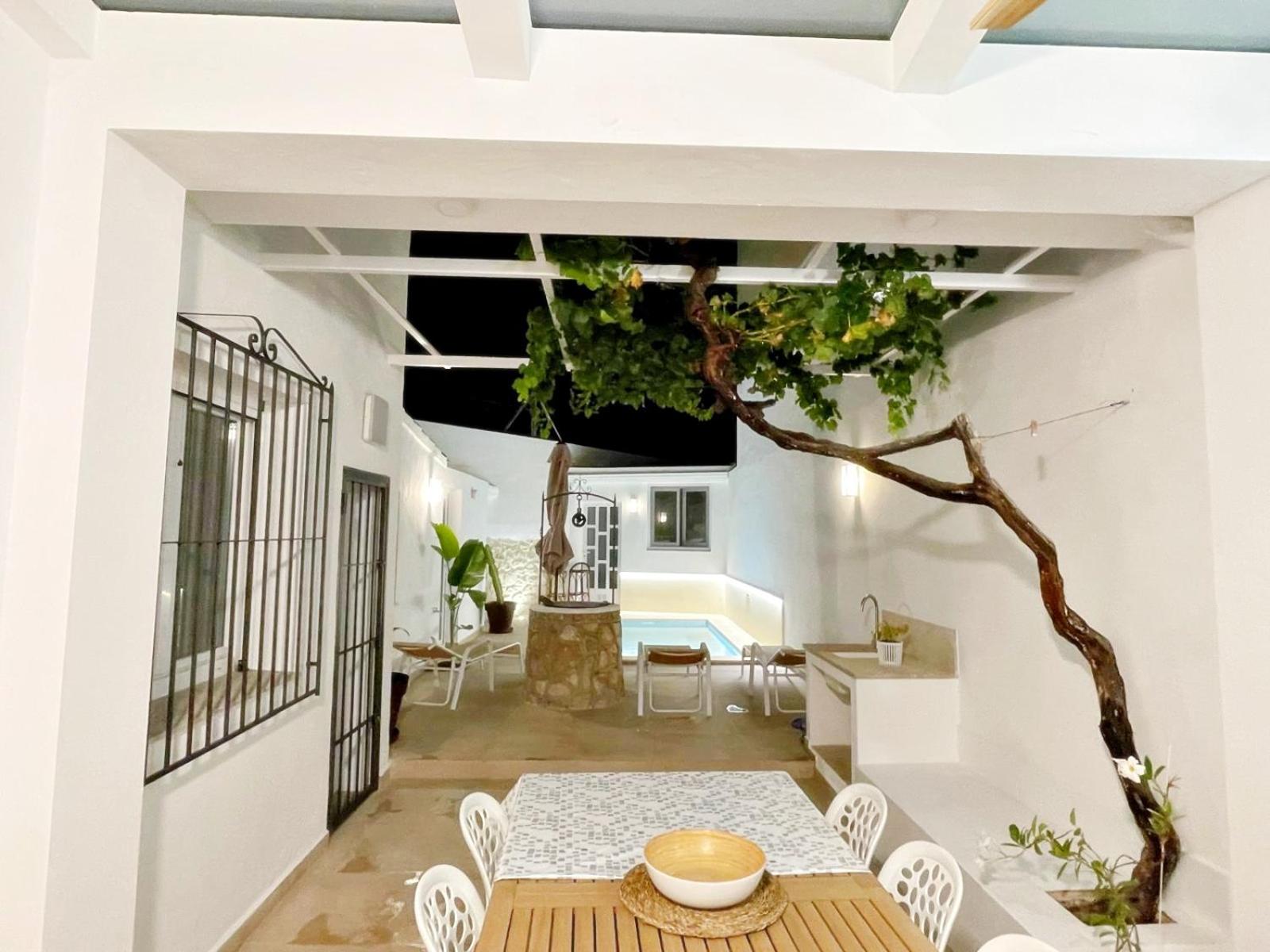 L-Andrago - modern townhouse with pri plunge pool view 5