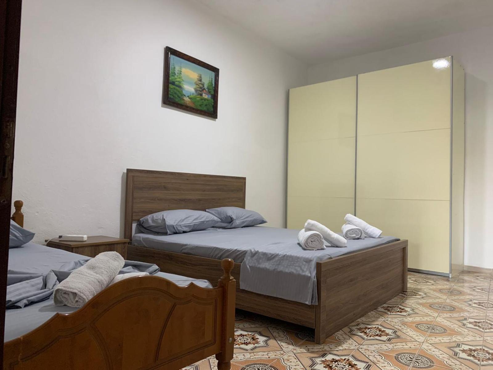 Noemi House