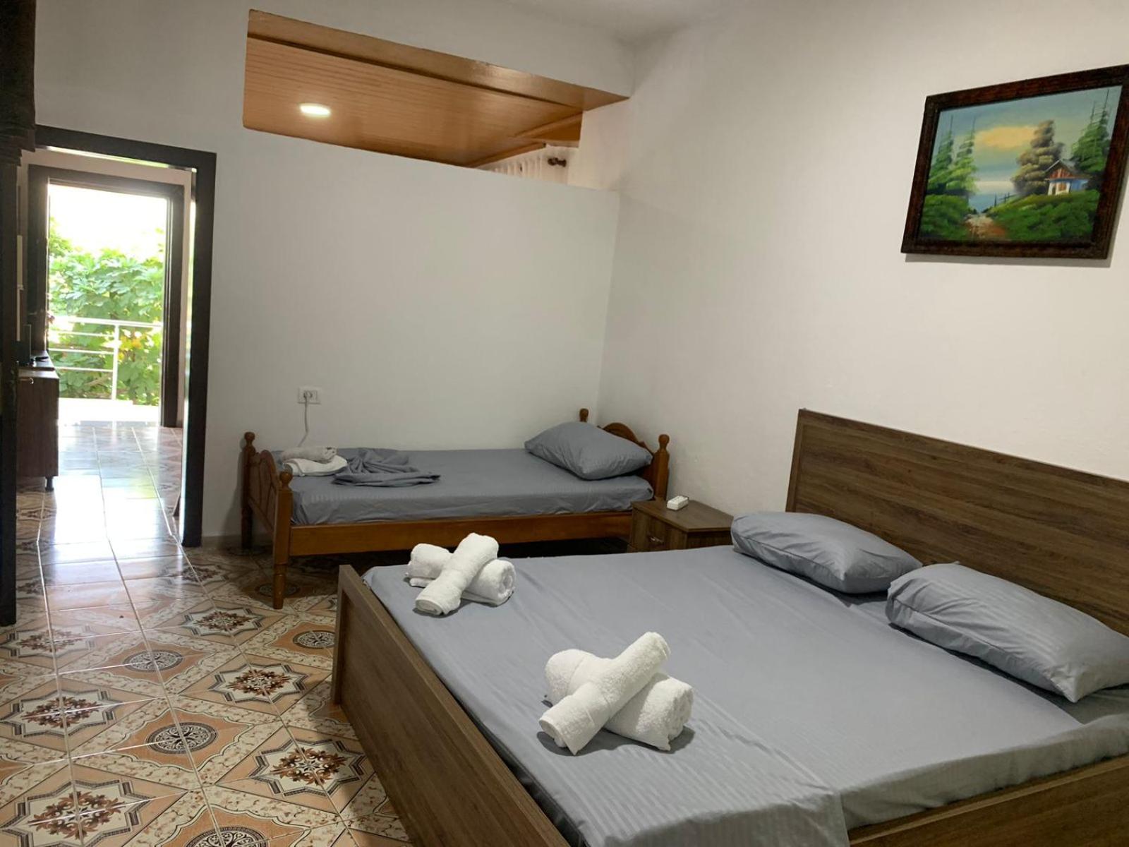 Noemi House