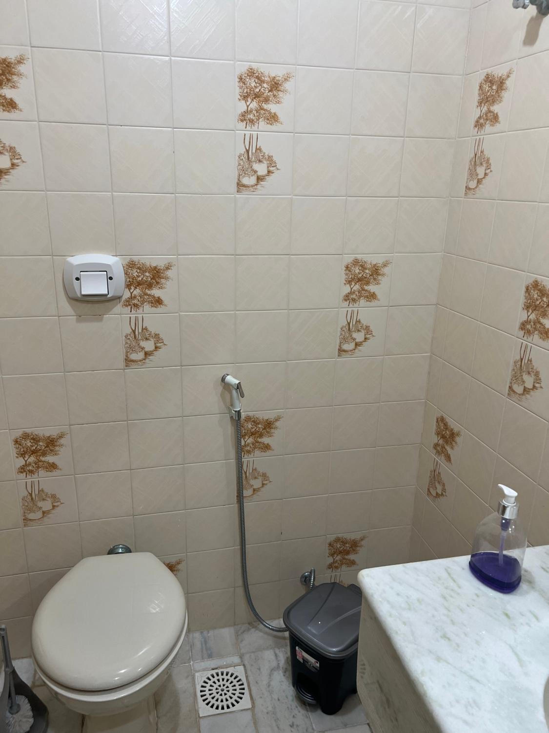 Apartamento incrível em Cabo Frio com localização privilegiada ao lado da praia do forte!
