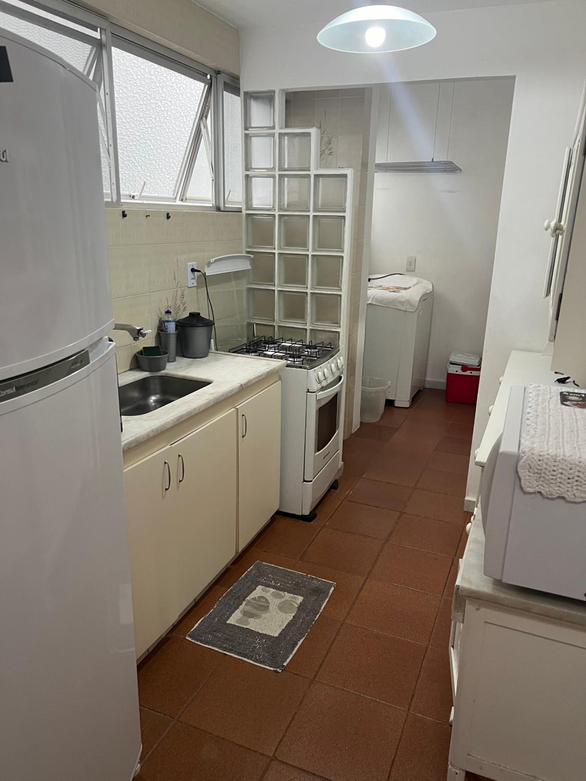 Apartamento incrível em Cabo Frio com localização privilegiada ao lado da praia do forte!