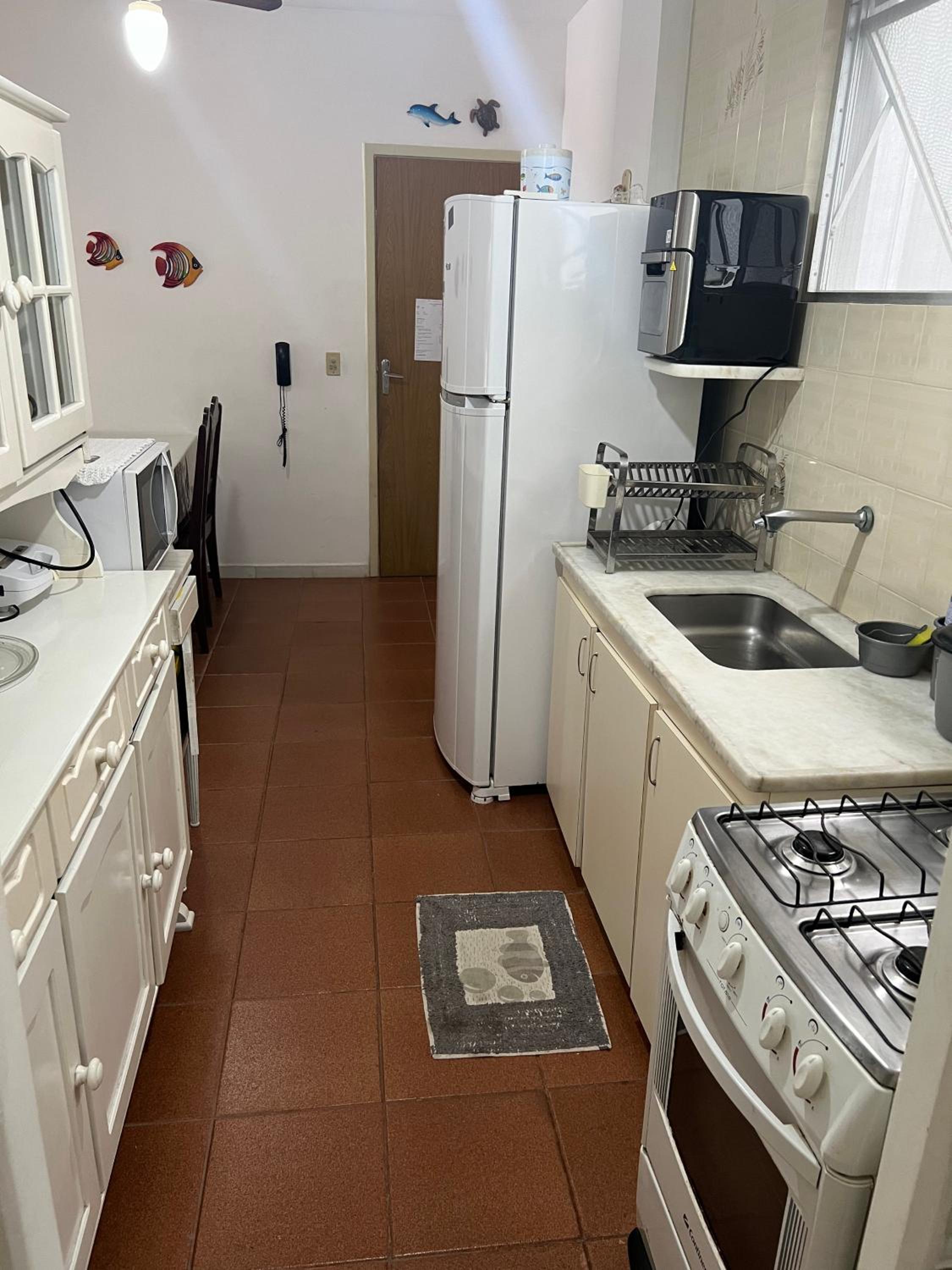 Apartamento incrível em Cabo Frio com localização privilegiada ao lado da praia do forte!
