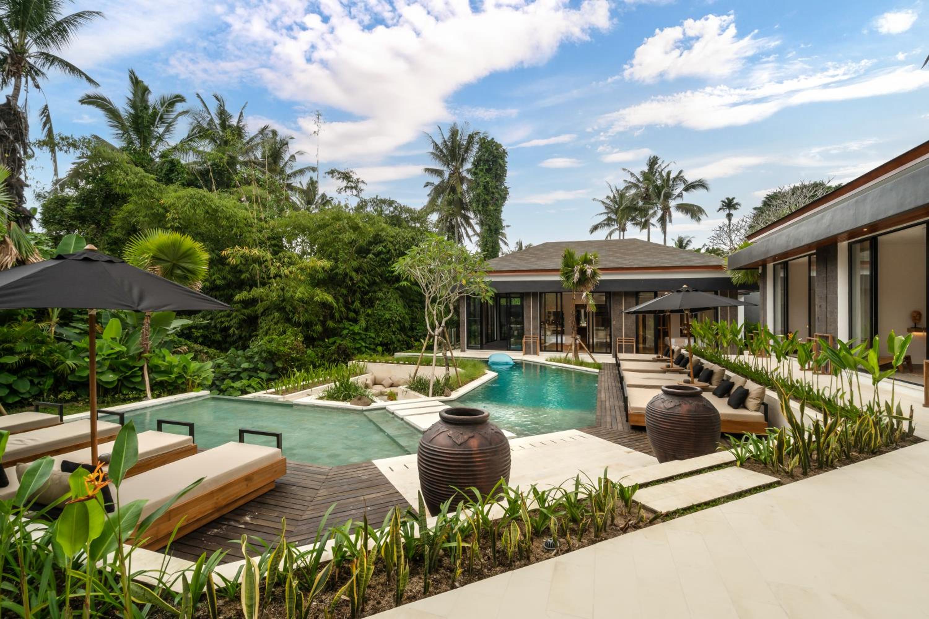 Villa Menawan by BaliSuperHost