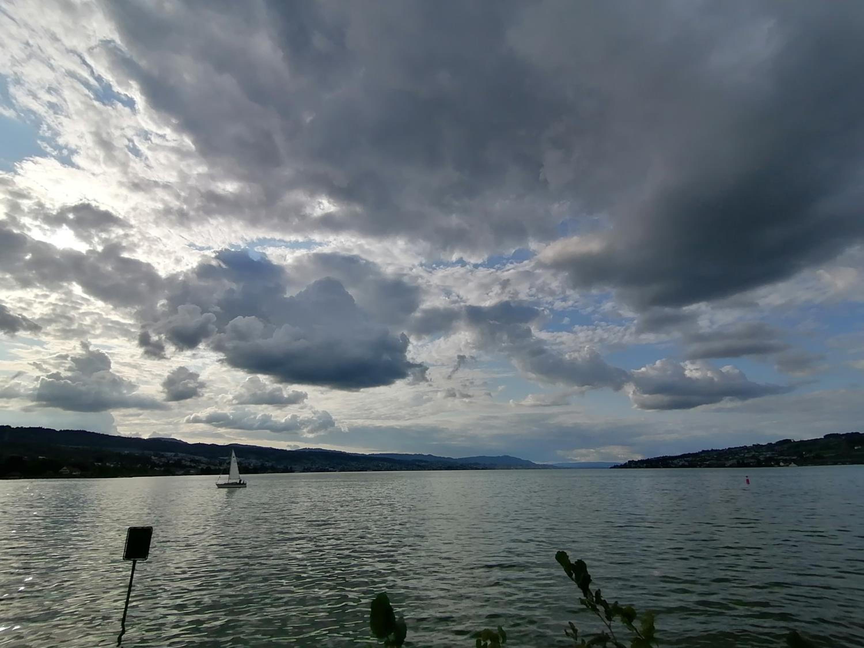 II Cozy Rooftop lakeside 18min to Zürich HB 25min to Zug