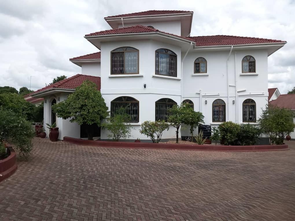 SPS Gould Home view 3