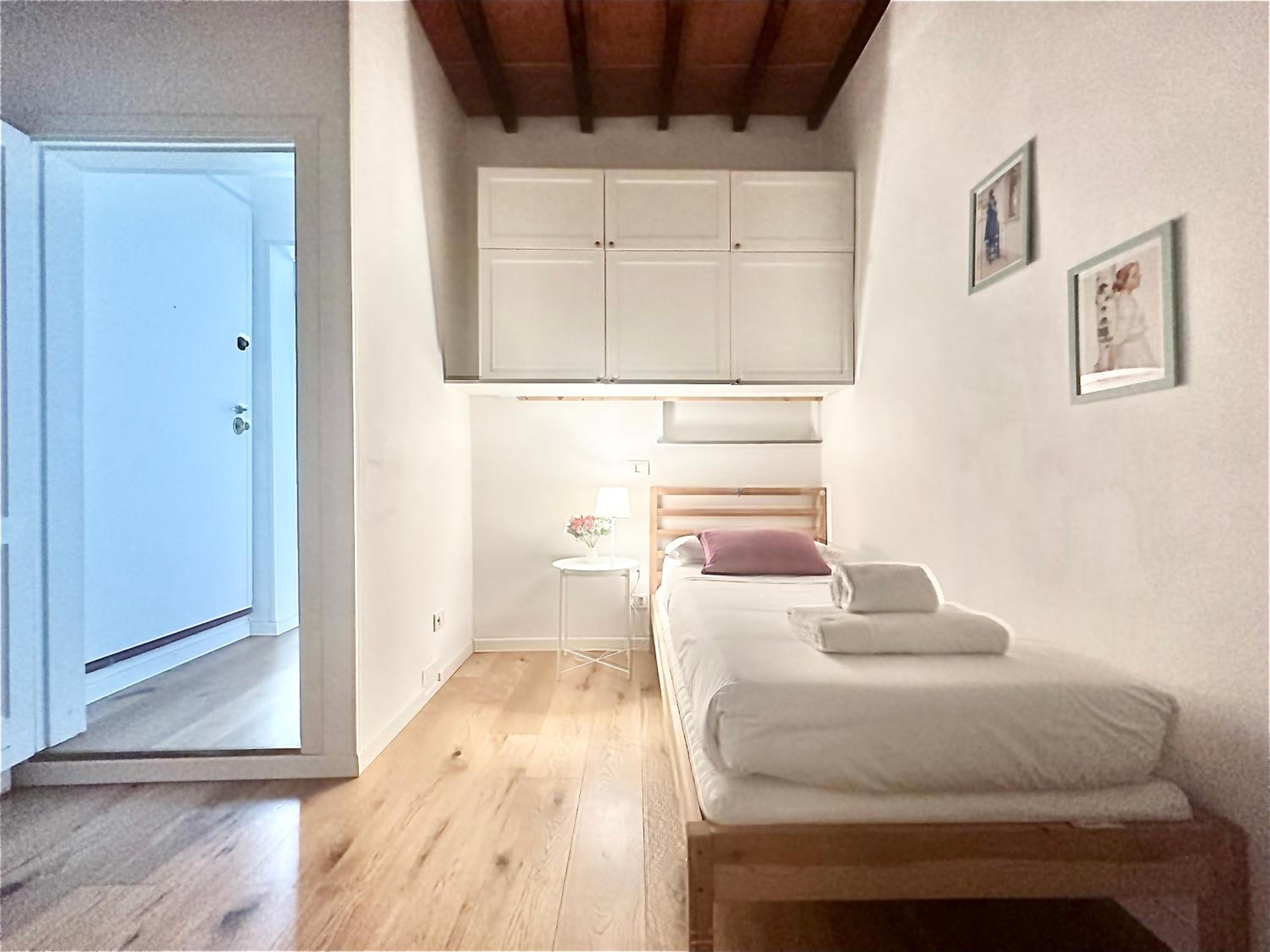 Warm Retreat in the heart of Florence cls station