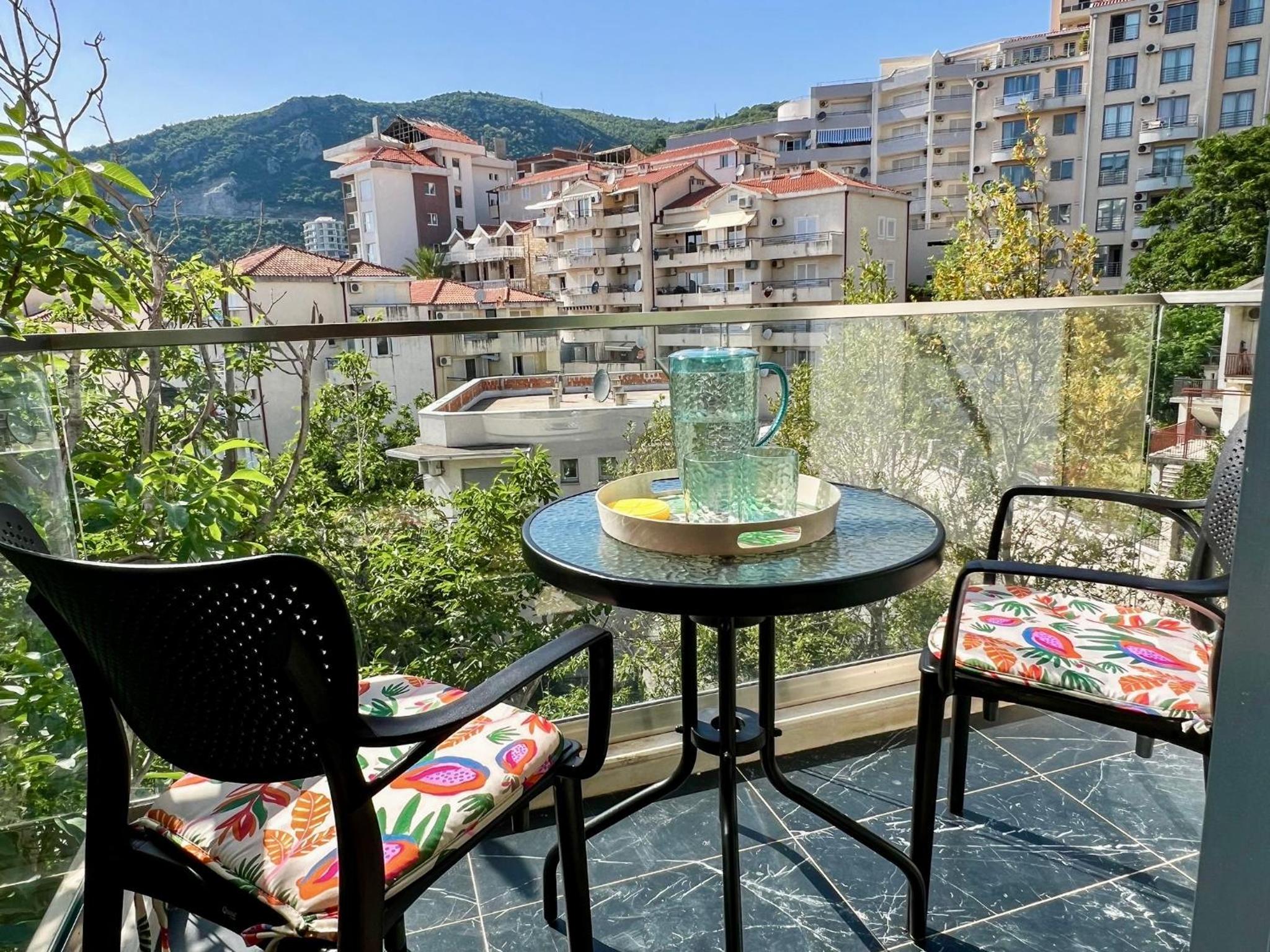 Royal Pool Elia Residnece view 5