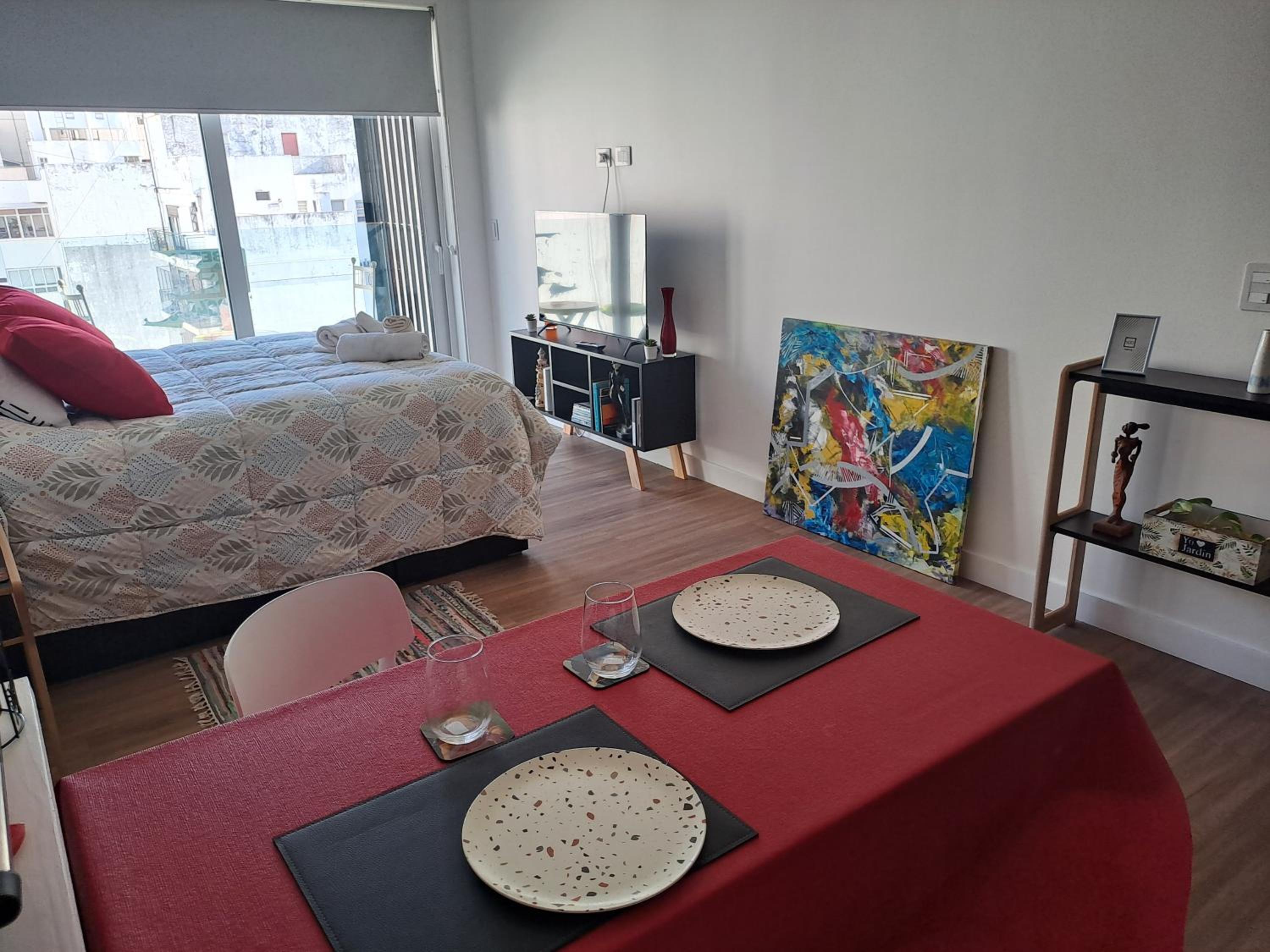 Belgrano, cerca de River, Barrio Chino y del subte, balcón, piscina y WiFi