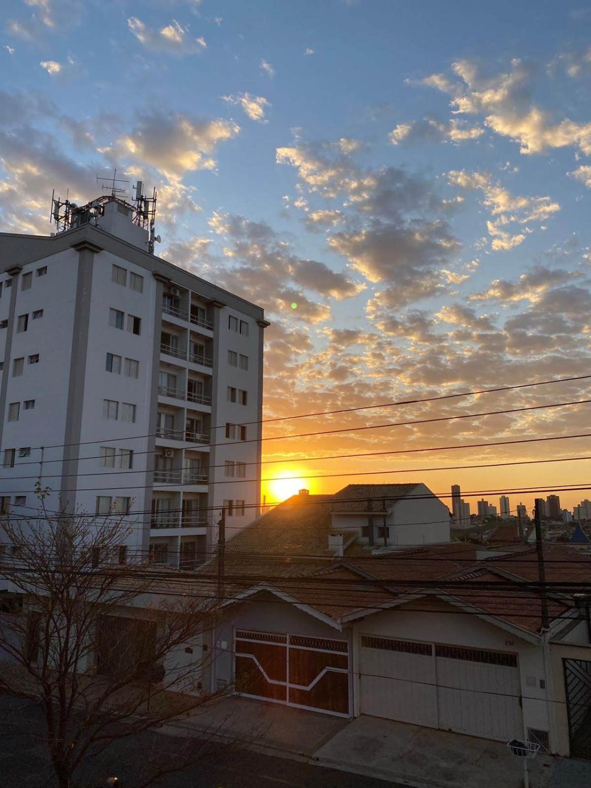 Apartamento Espaçoso Bairro Piracicamirim