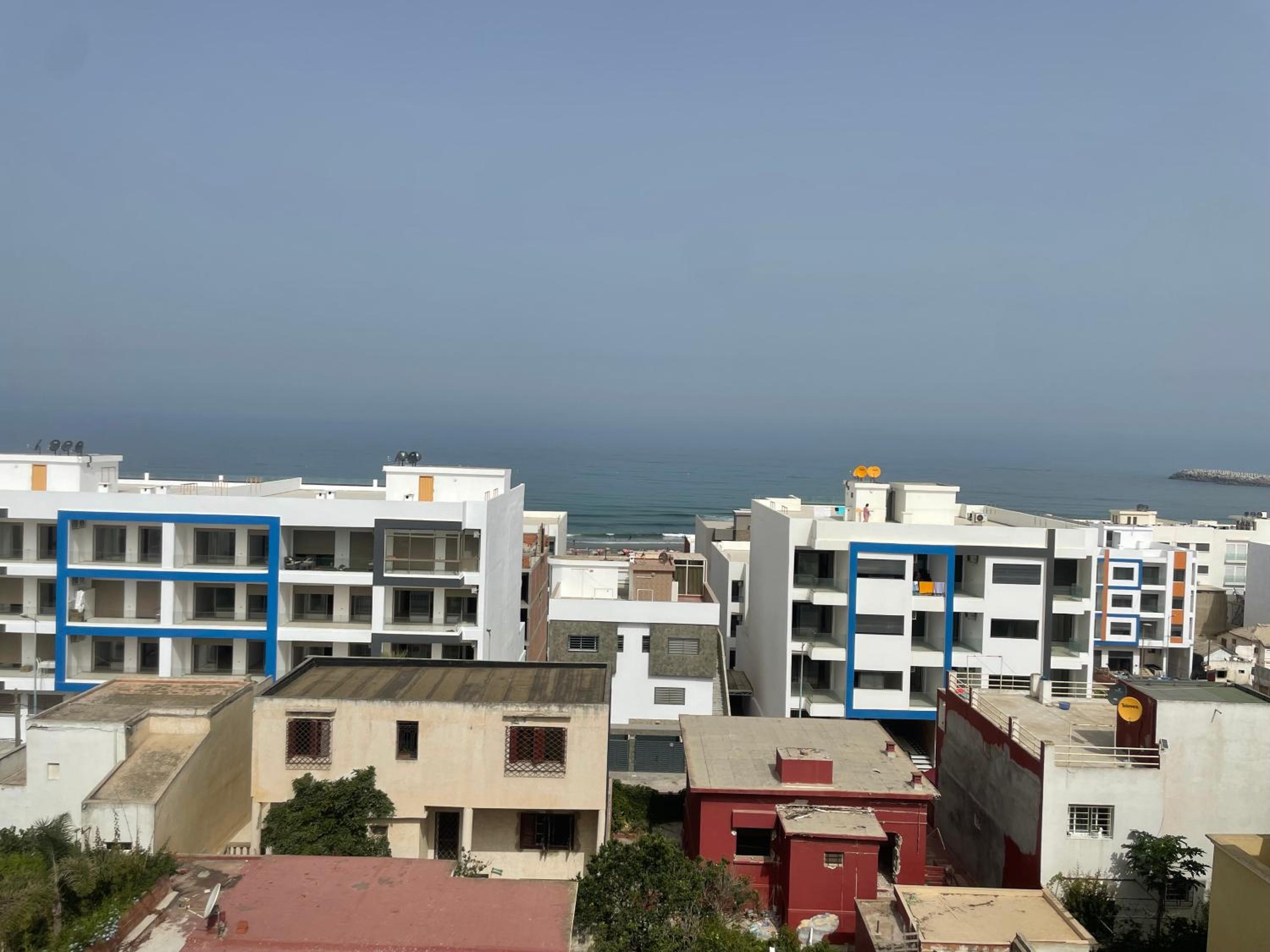 Appart cosy moderne wifi fibre parking plage view 3