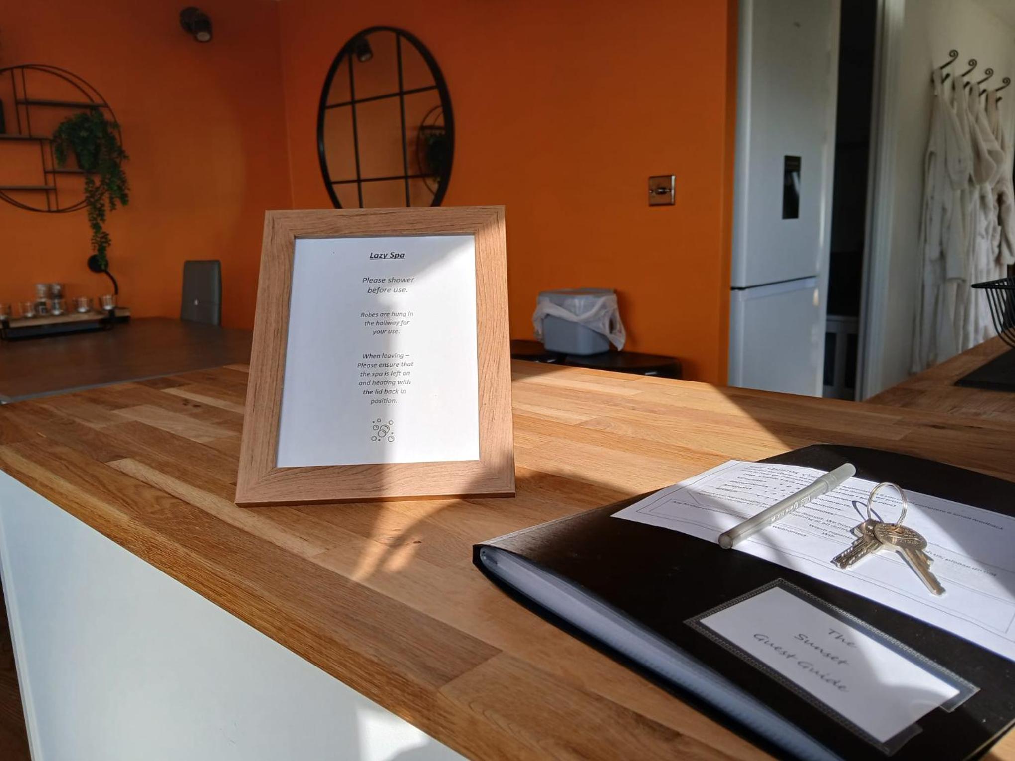 Hotel The Sunset "with Lazy Spa" - Image 1