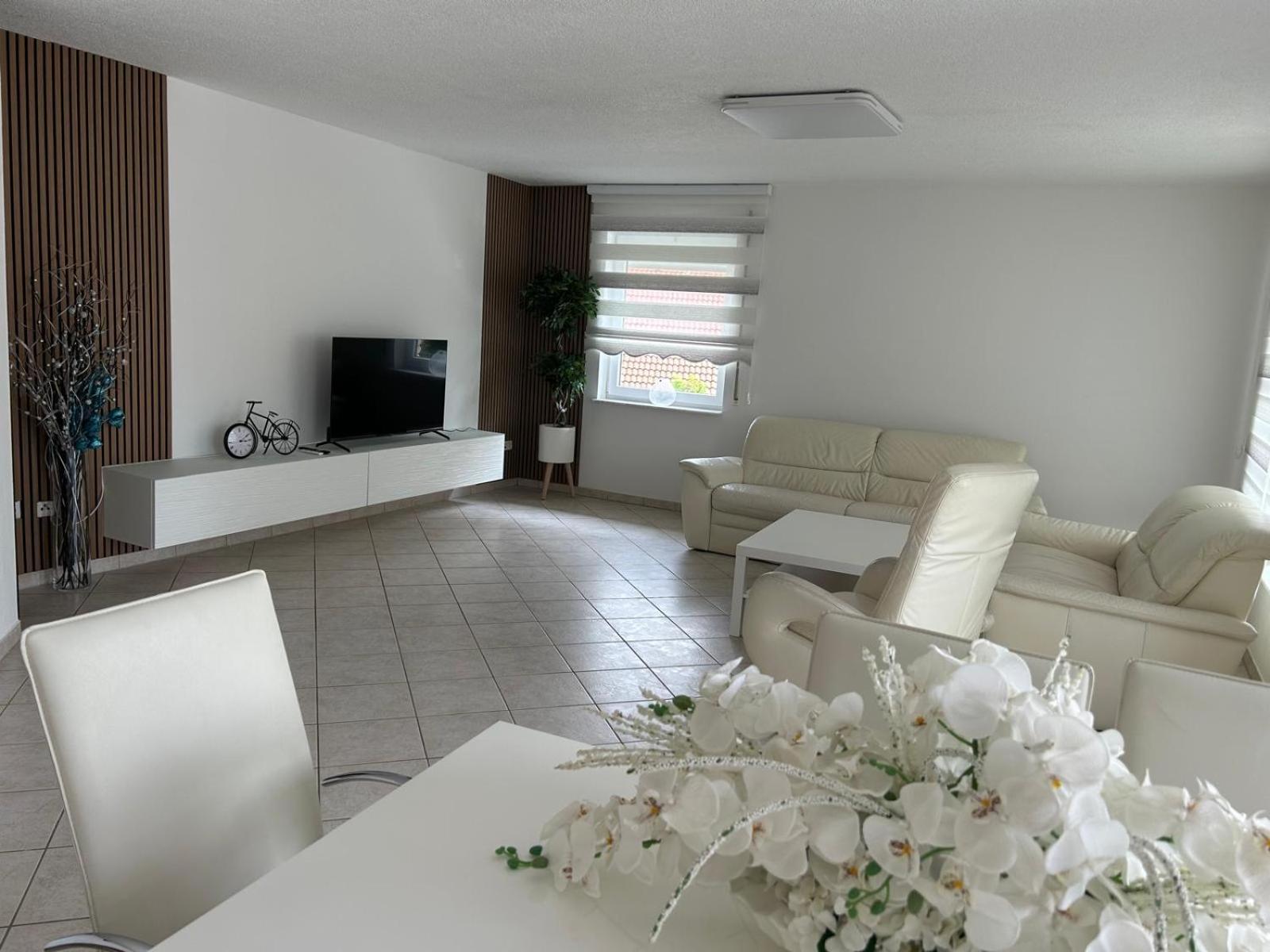 Neubau Schmidt 4 Zimmer KASSEL Premium Qualität