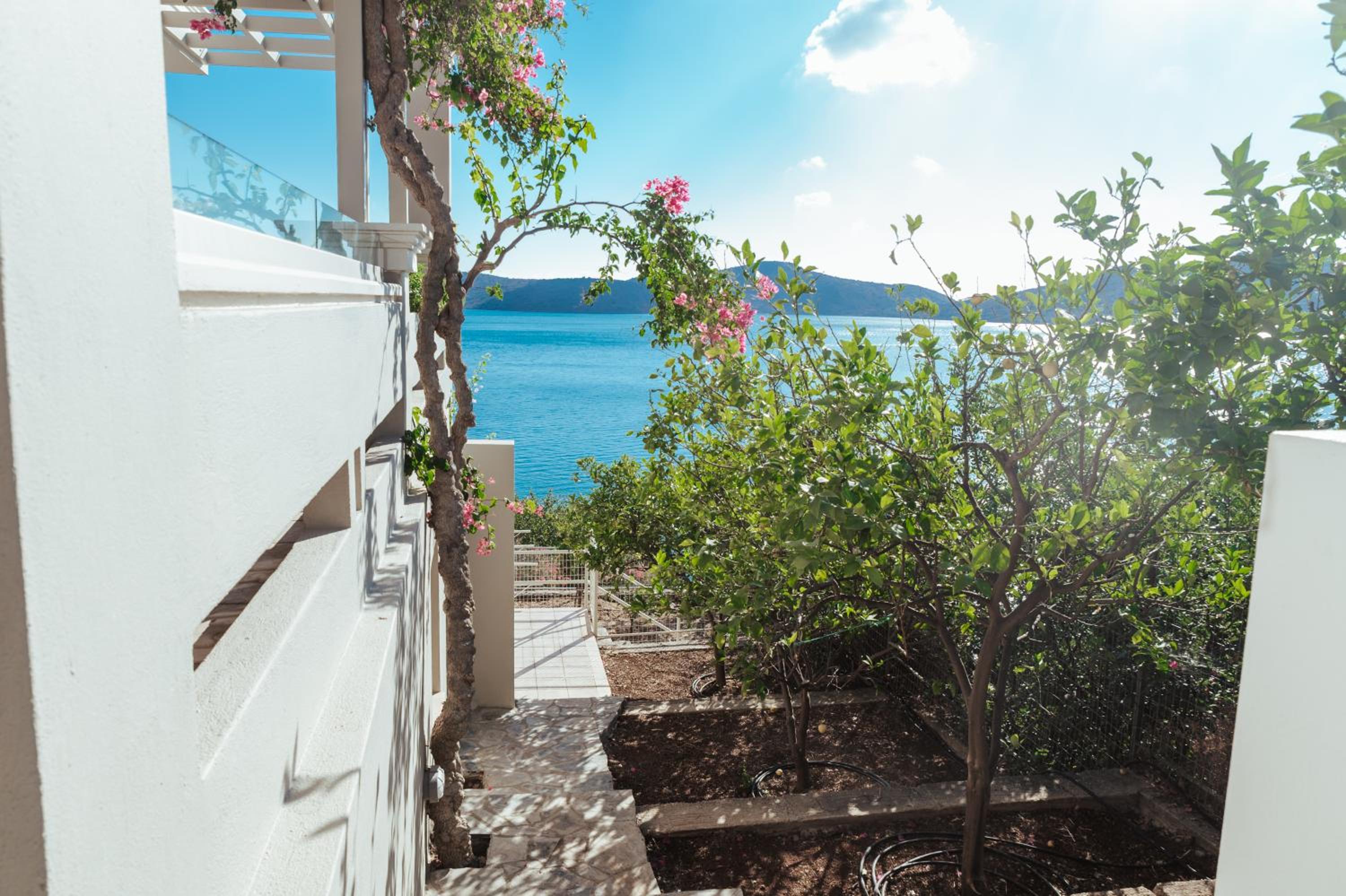 Villa Heliopetra