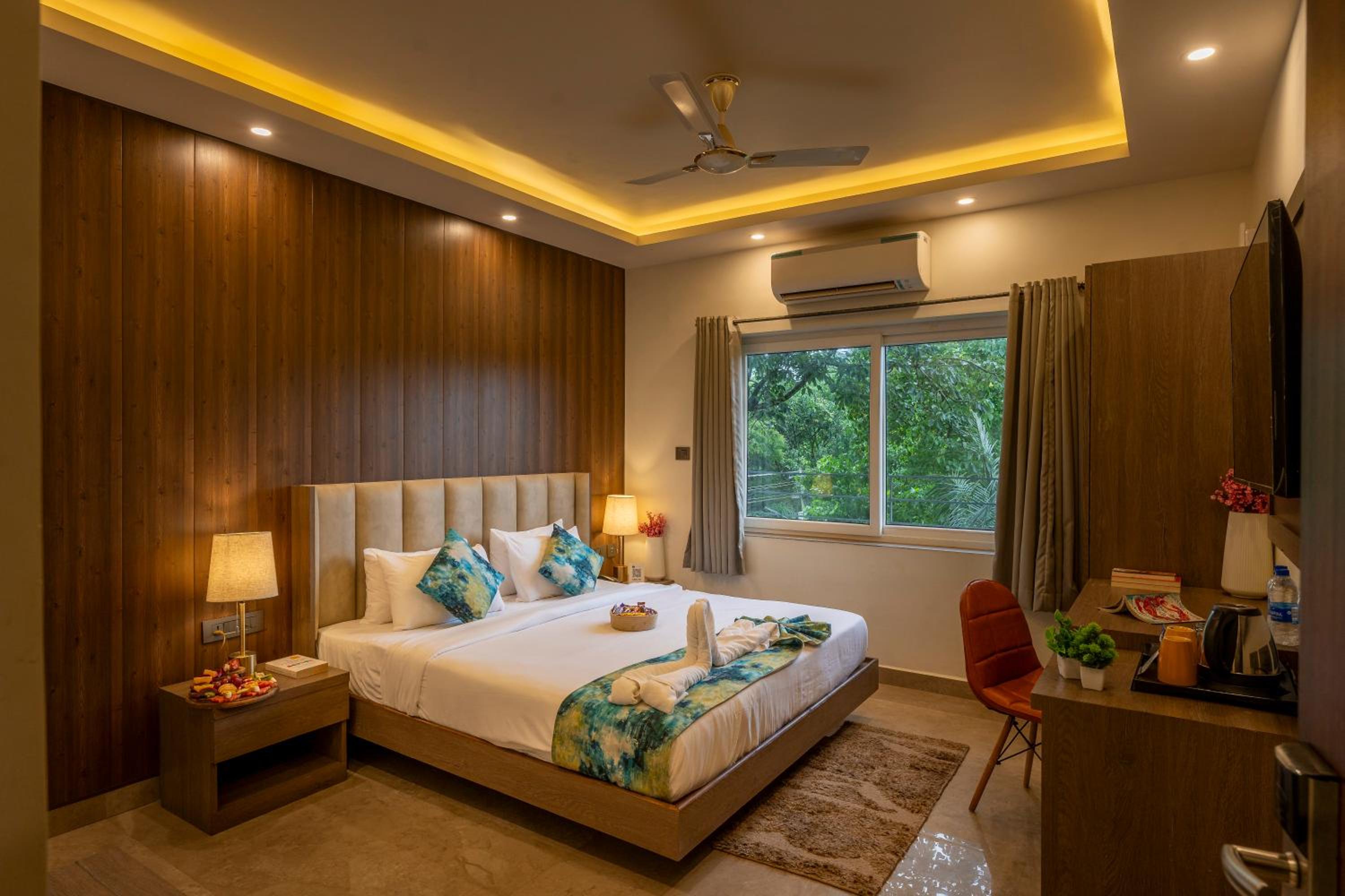 hotel room
