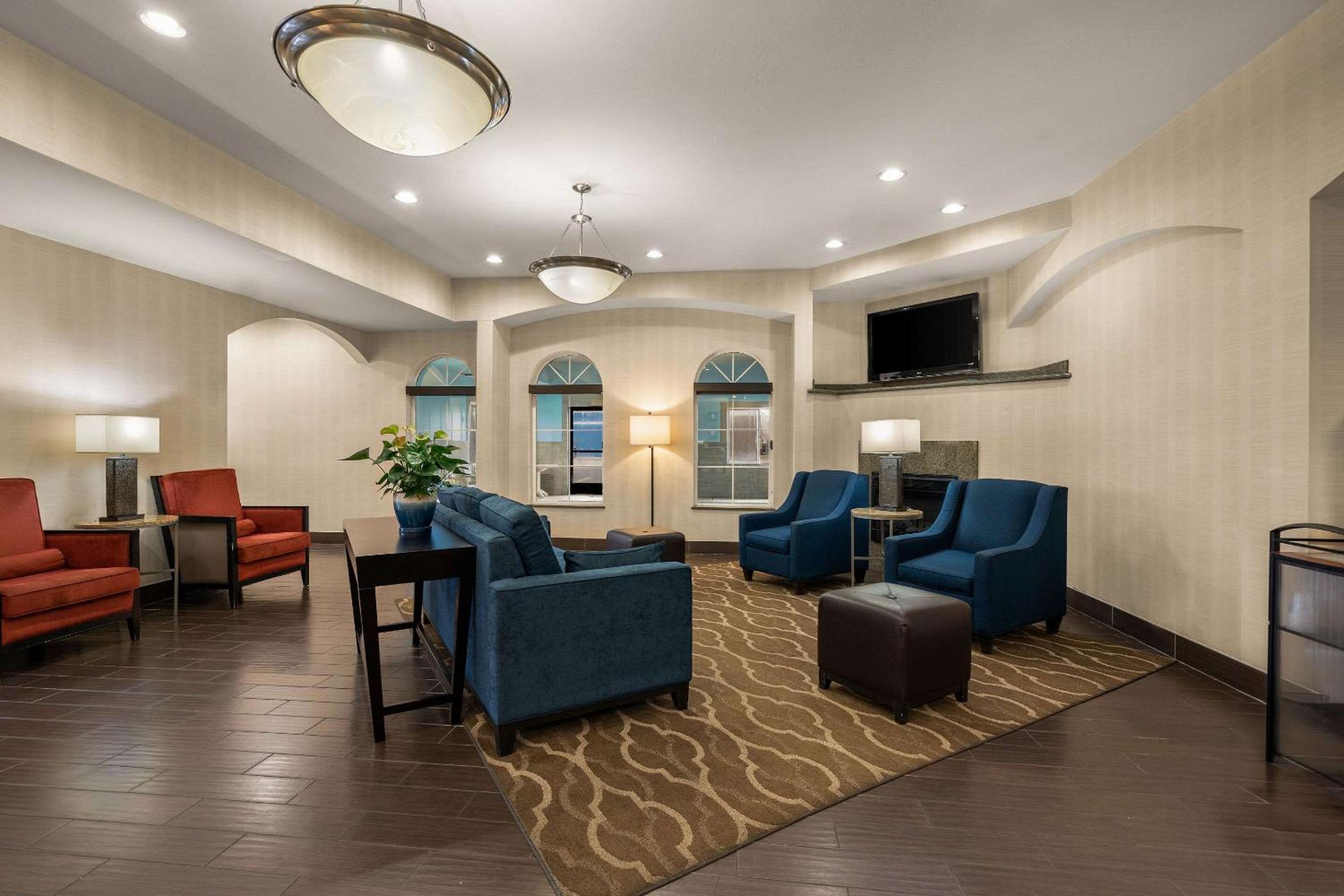 Comfort Inn Ogden near Event Center view 4