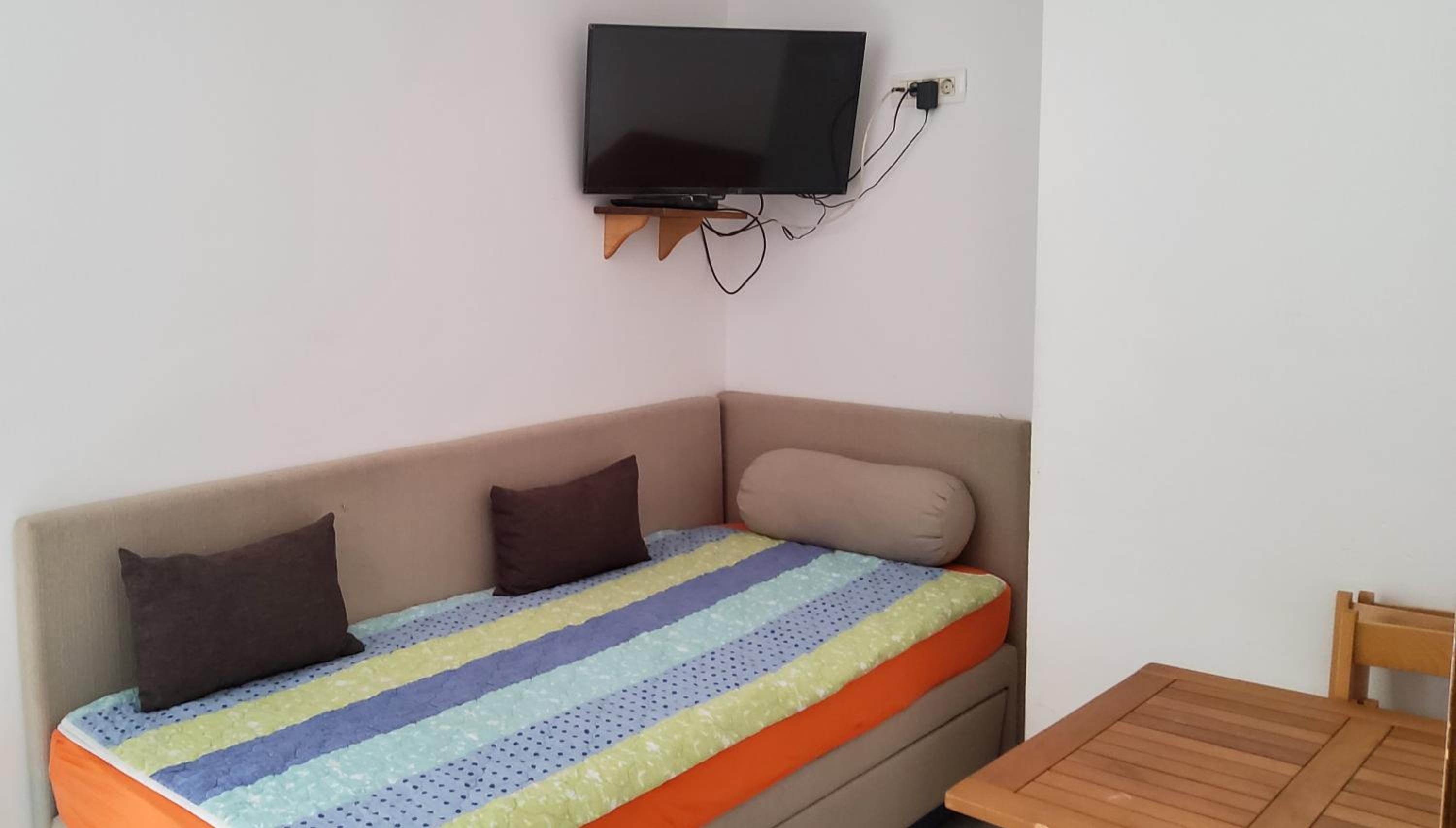 Photo 13