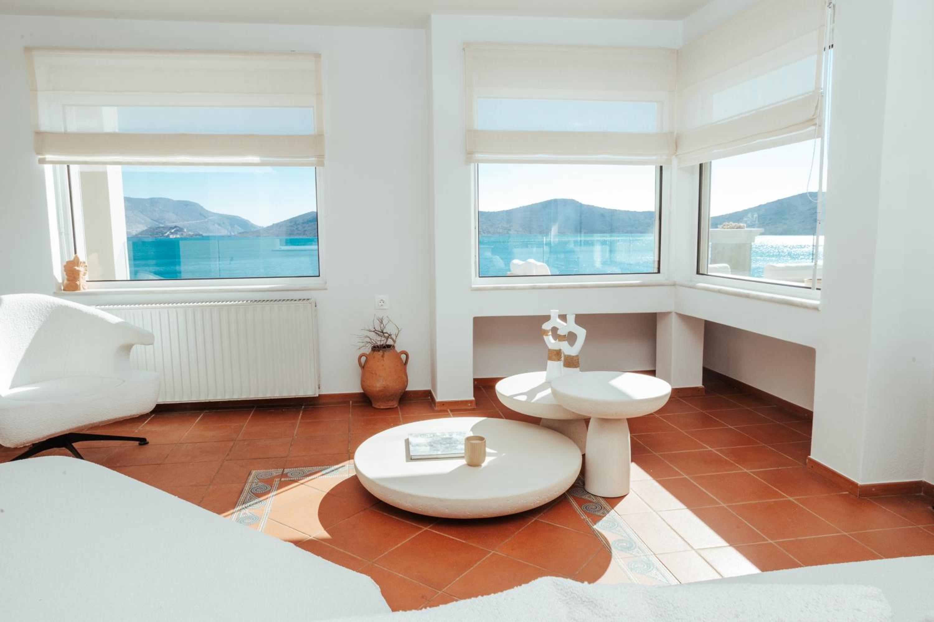 Villa Heliopetra