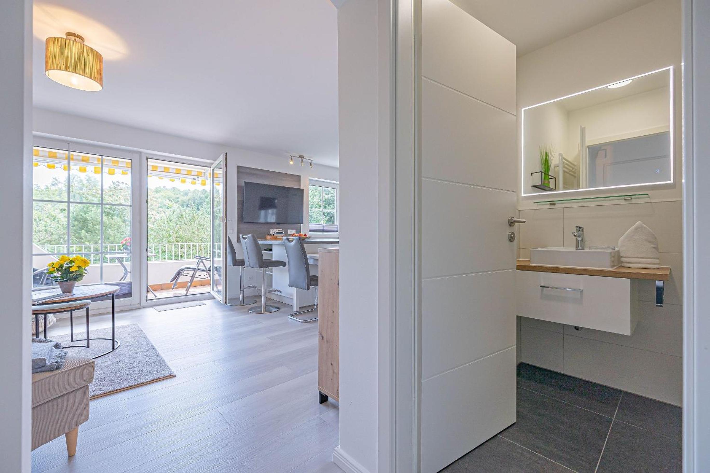 fewo1846 - Strandresidenz Wassersleben Südblick App 689 - komfortables Apartment mit Balkon und Meerblick