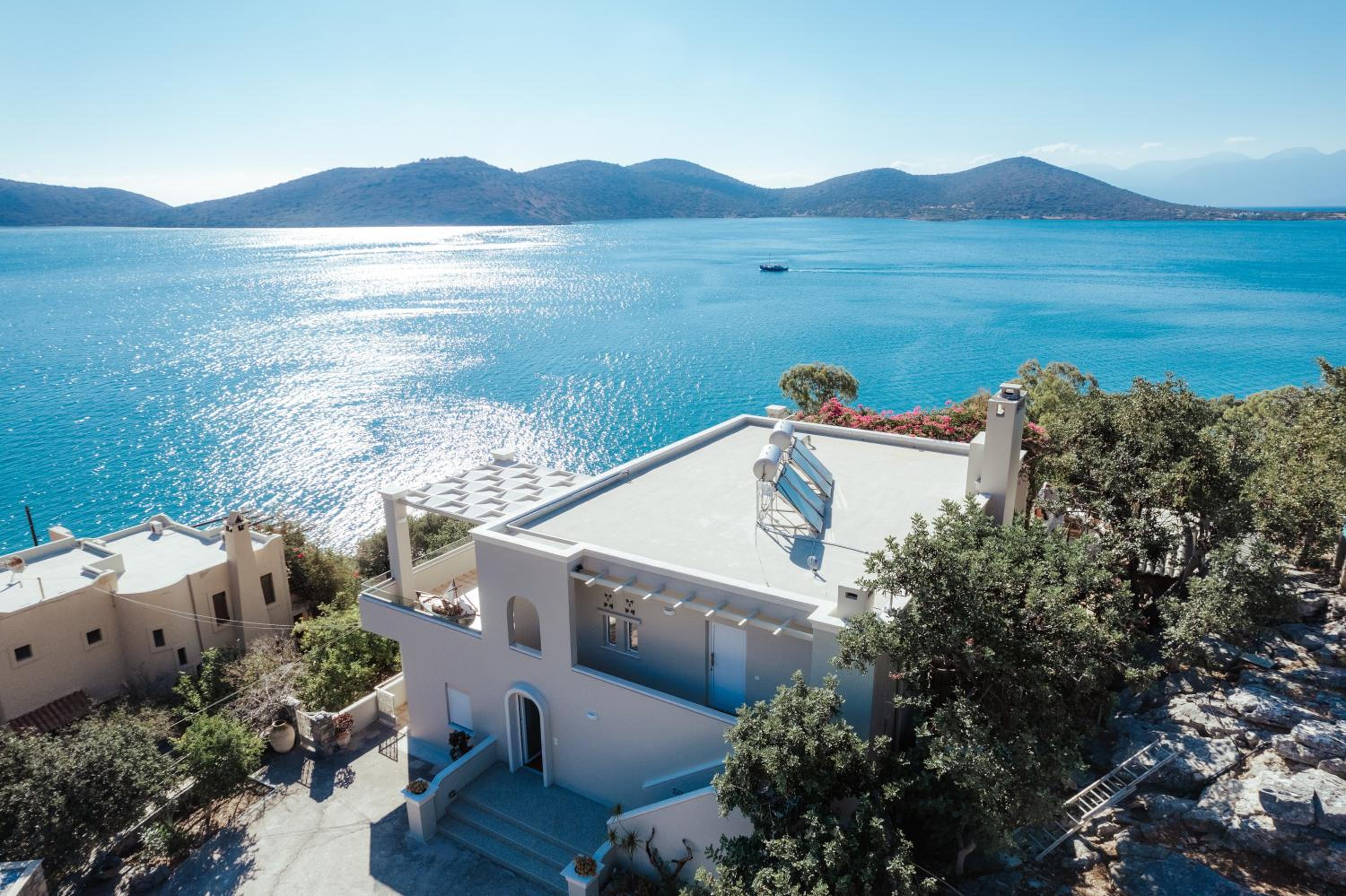 Villa Heliopetra