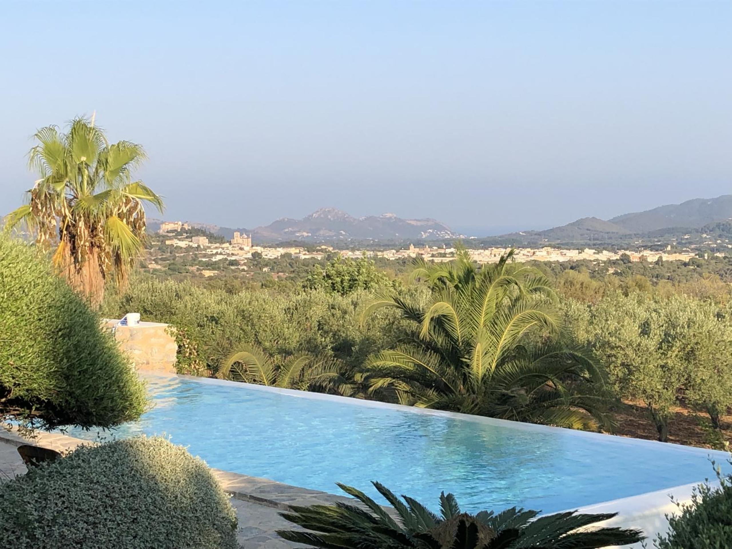 Ideal Property Mallorca - Florinda de Bali view 2