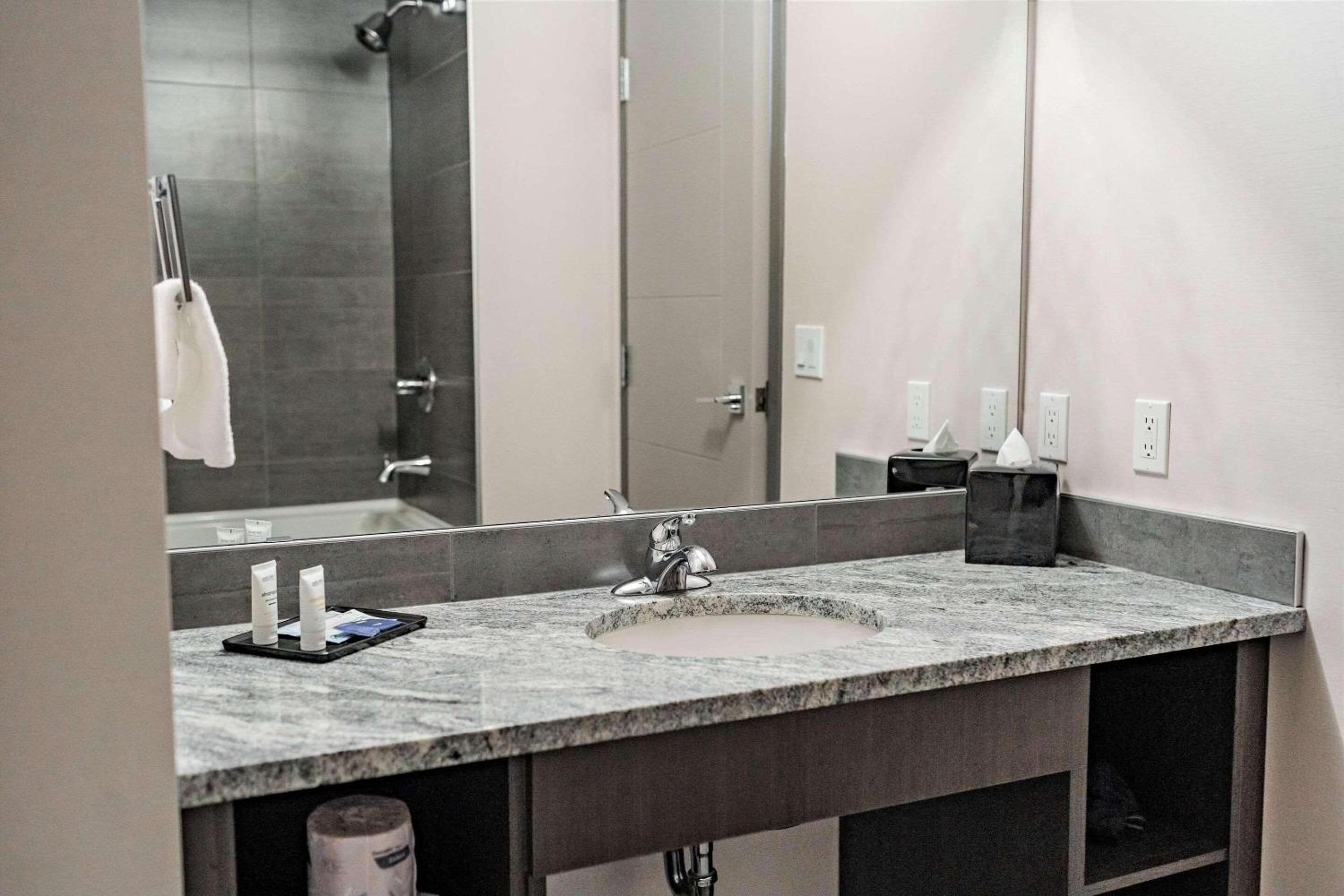 Park Inn by Radisson Edmonton Airport