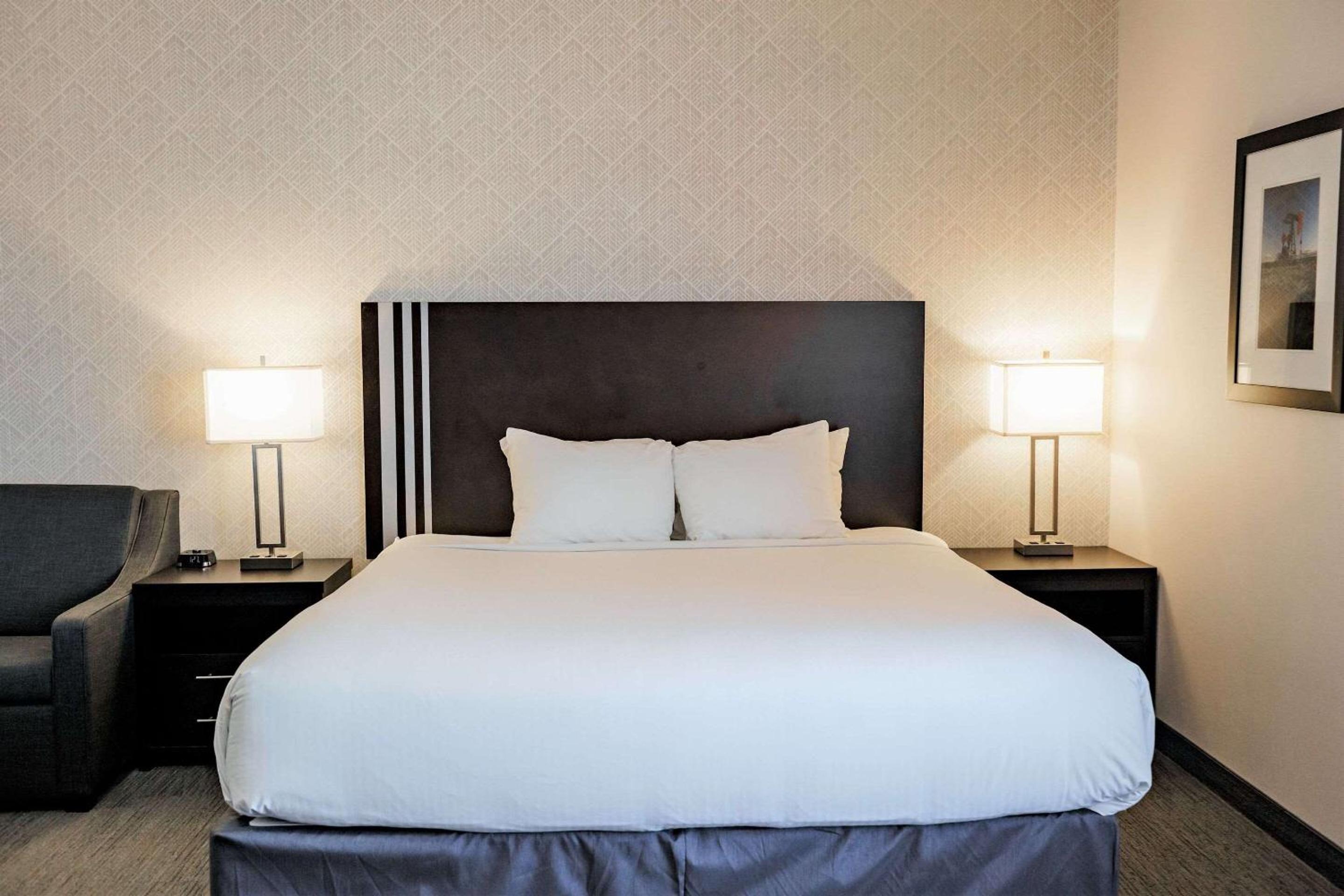 Park Inn by Radisson Edmonton Airport