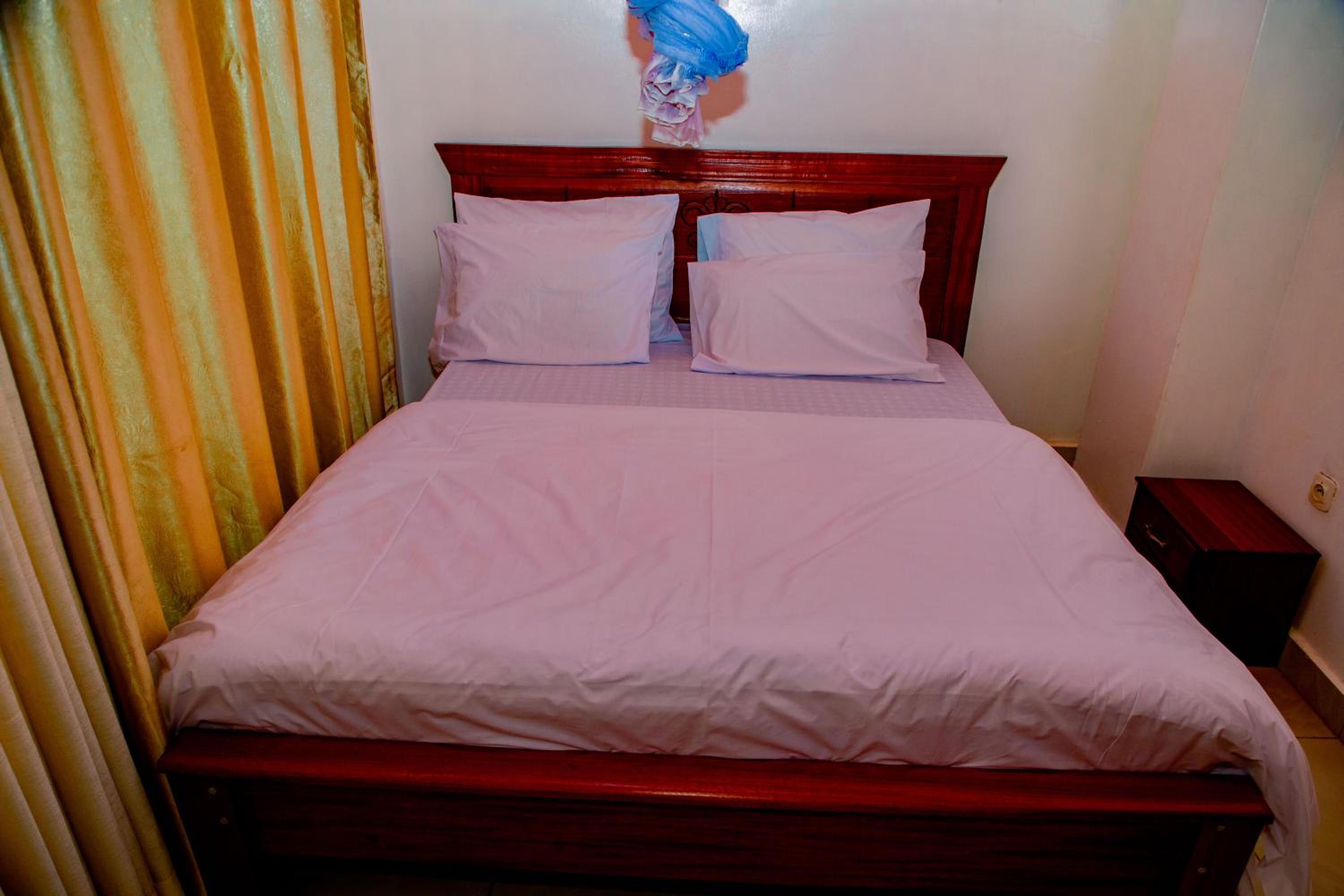 EM Apartment - Kigali view 3