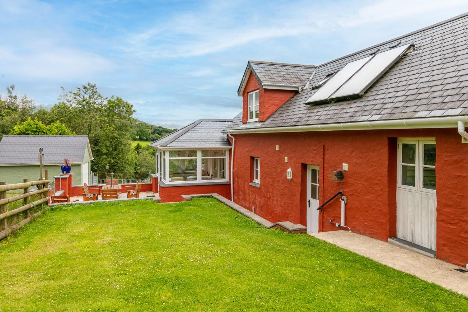 Plas Drygarn Ty Coch Crymych view 3