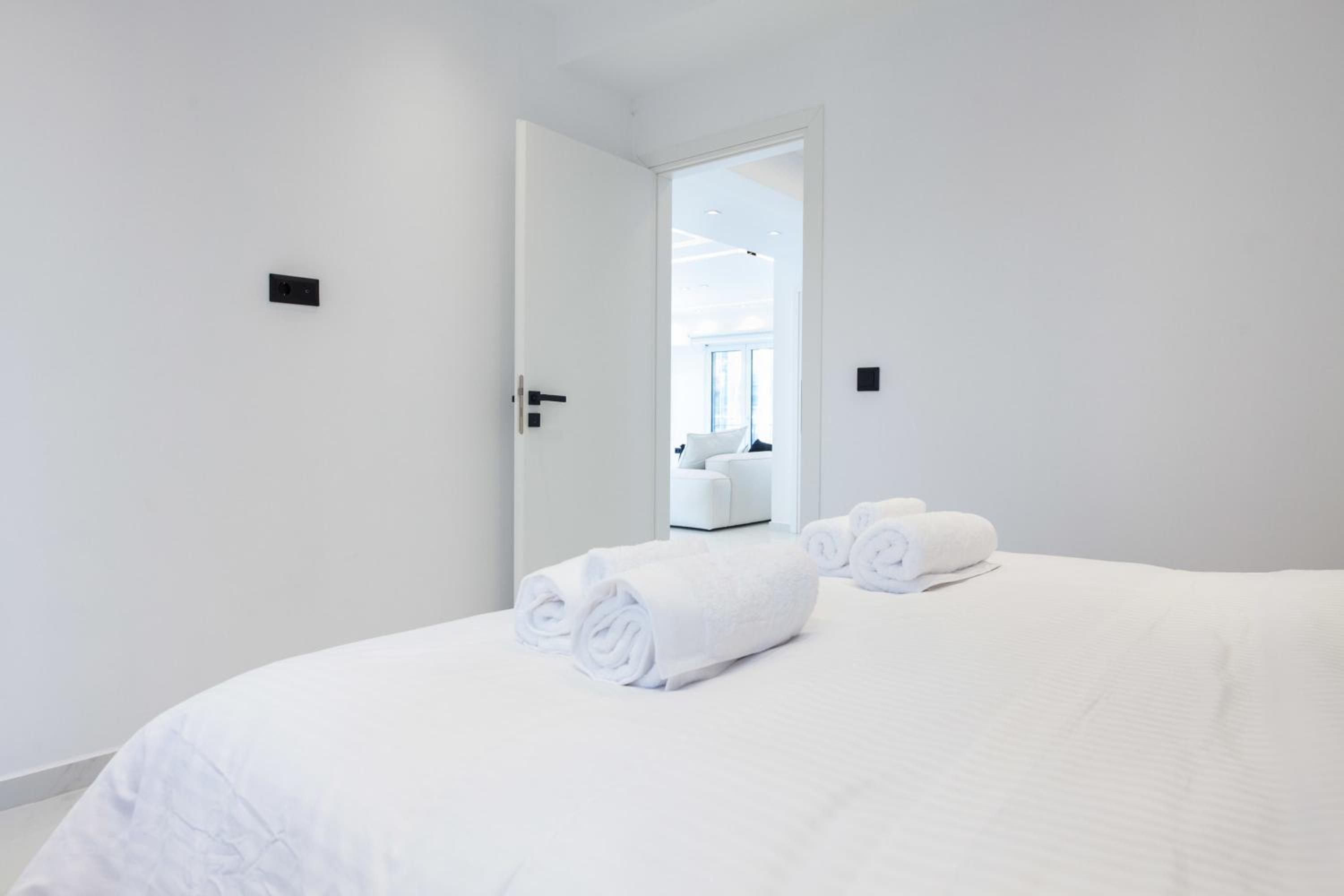Modern Luxury Athens Riviera Apt with Sea View