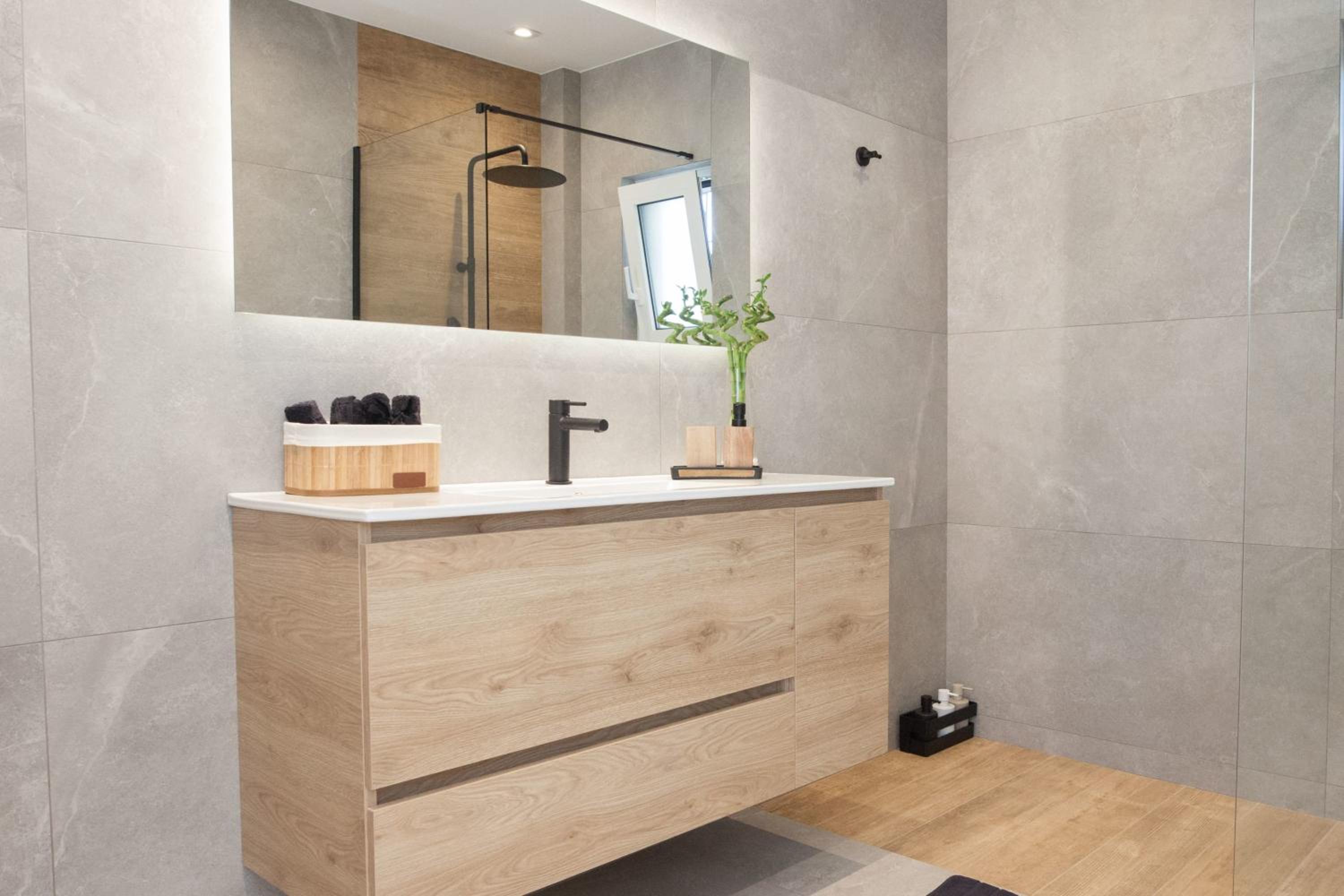 Modern Luxury Athens Riviera Apt with Sea View