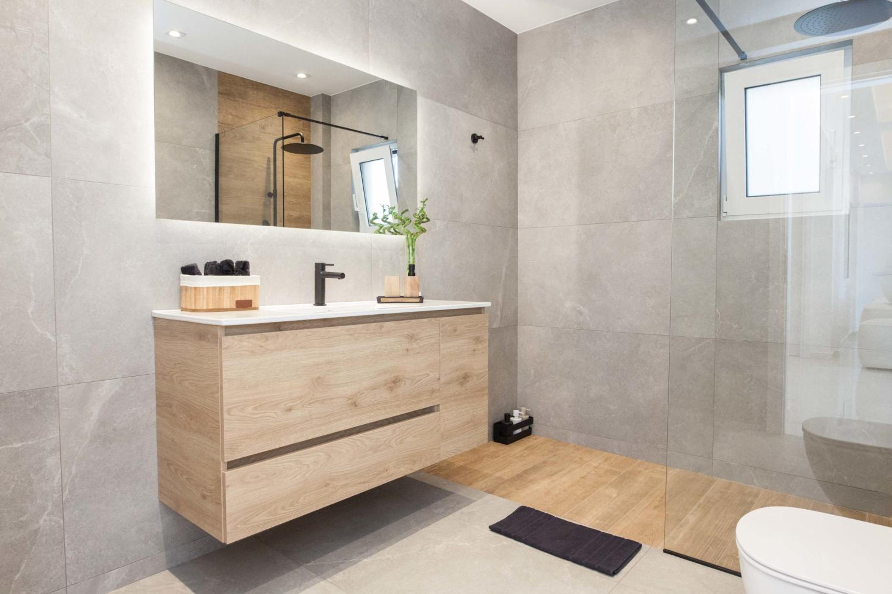 Modern Luxury Athens Riviera Apt with Sea View