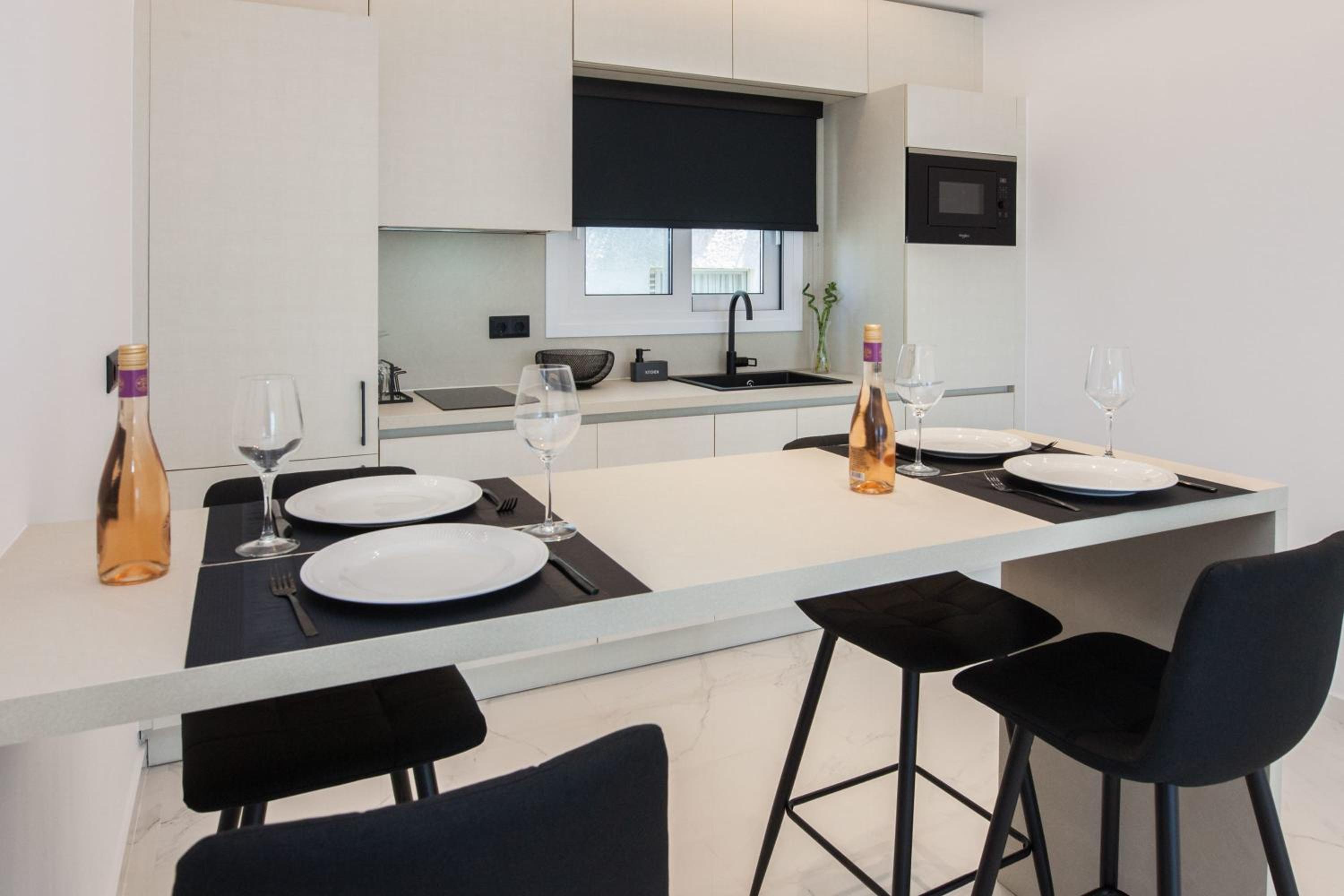 Modern Luxury Athens Riviera Apt with Sea View