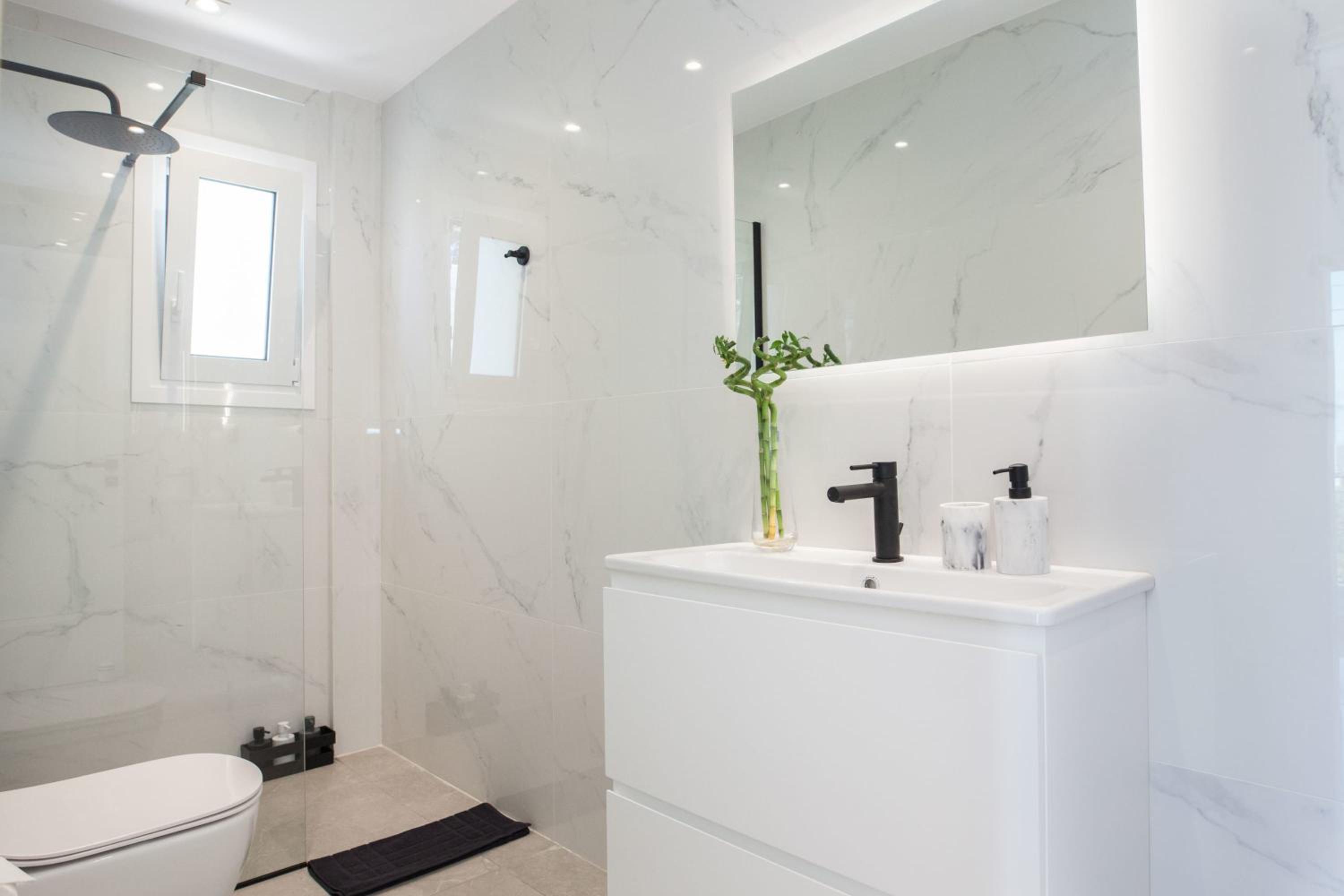 Modern Luxury Athens Riviera Apt with Sea View