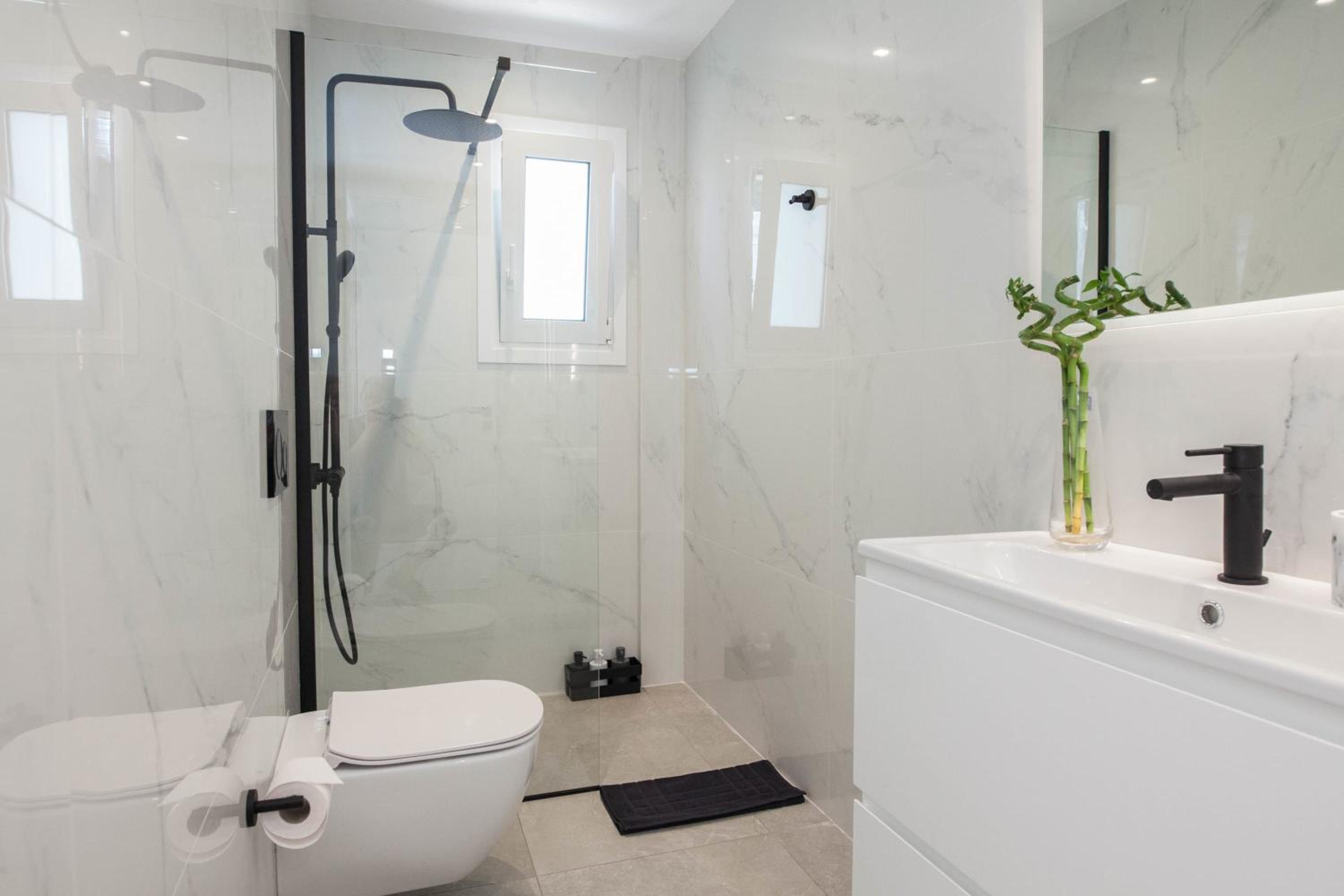 Modern Luxury Athens Riviera Apt with Sea View