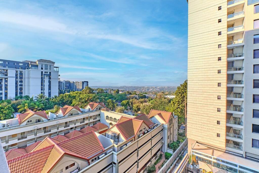 Stylish Urban Retreat in the Heart of Sandton