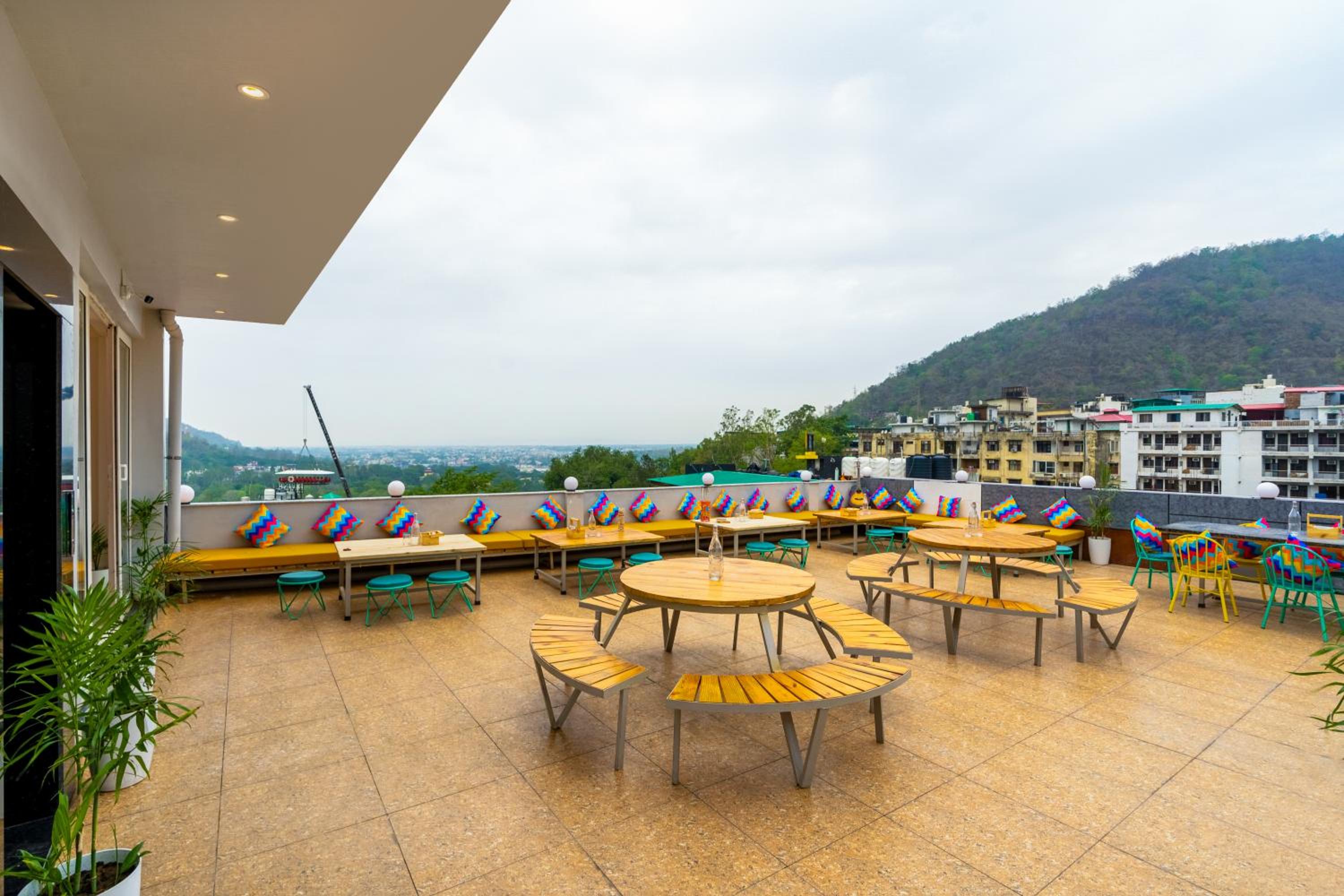 goSTOPS PLUS Rishikesh Tapovan — photo 90