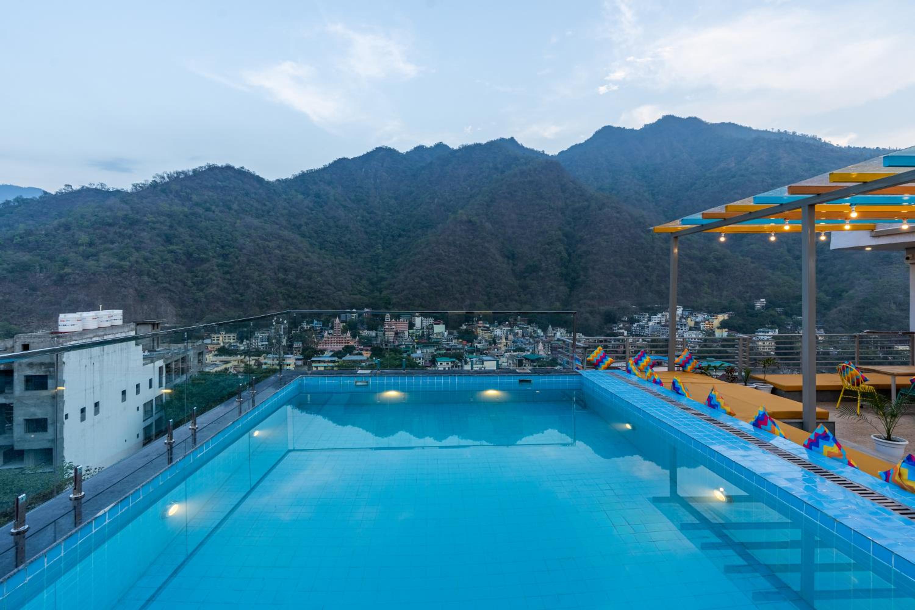 goSTOPS PLUS Rishikesh Tapovan — photo 14
