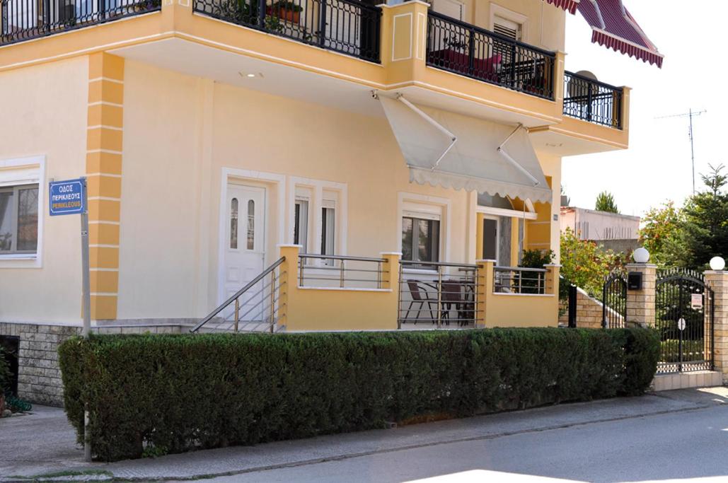 Themis Rooms