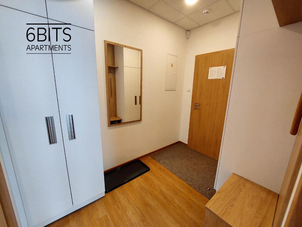 6bits Apartments
