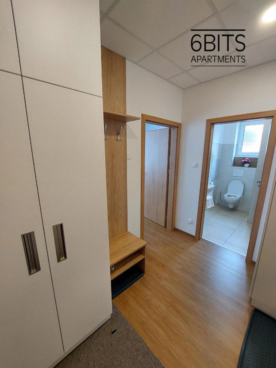 6bits Apartments
