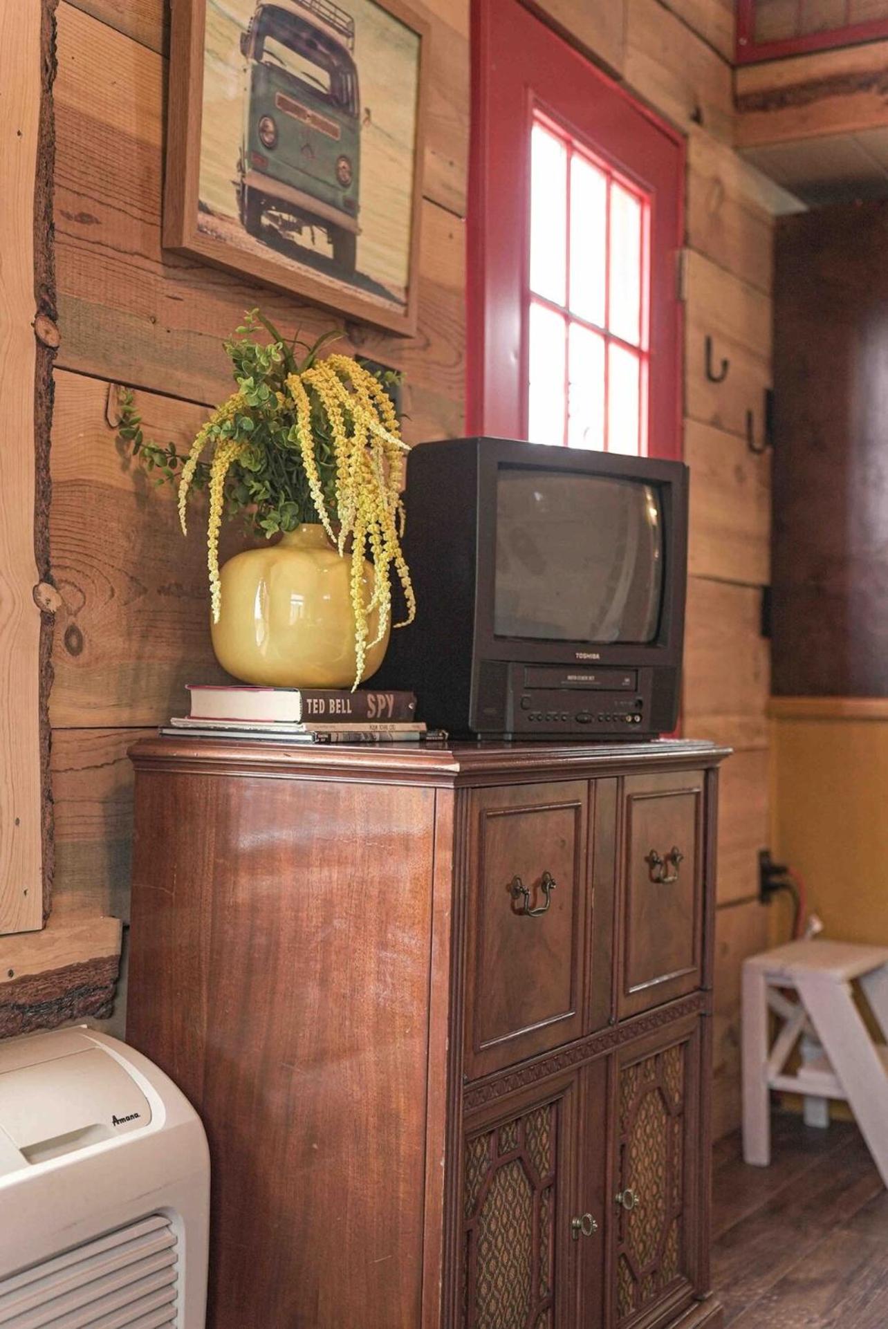 Crows Nest Treehouse At El Mistico Ranch
