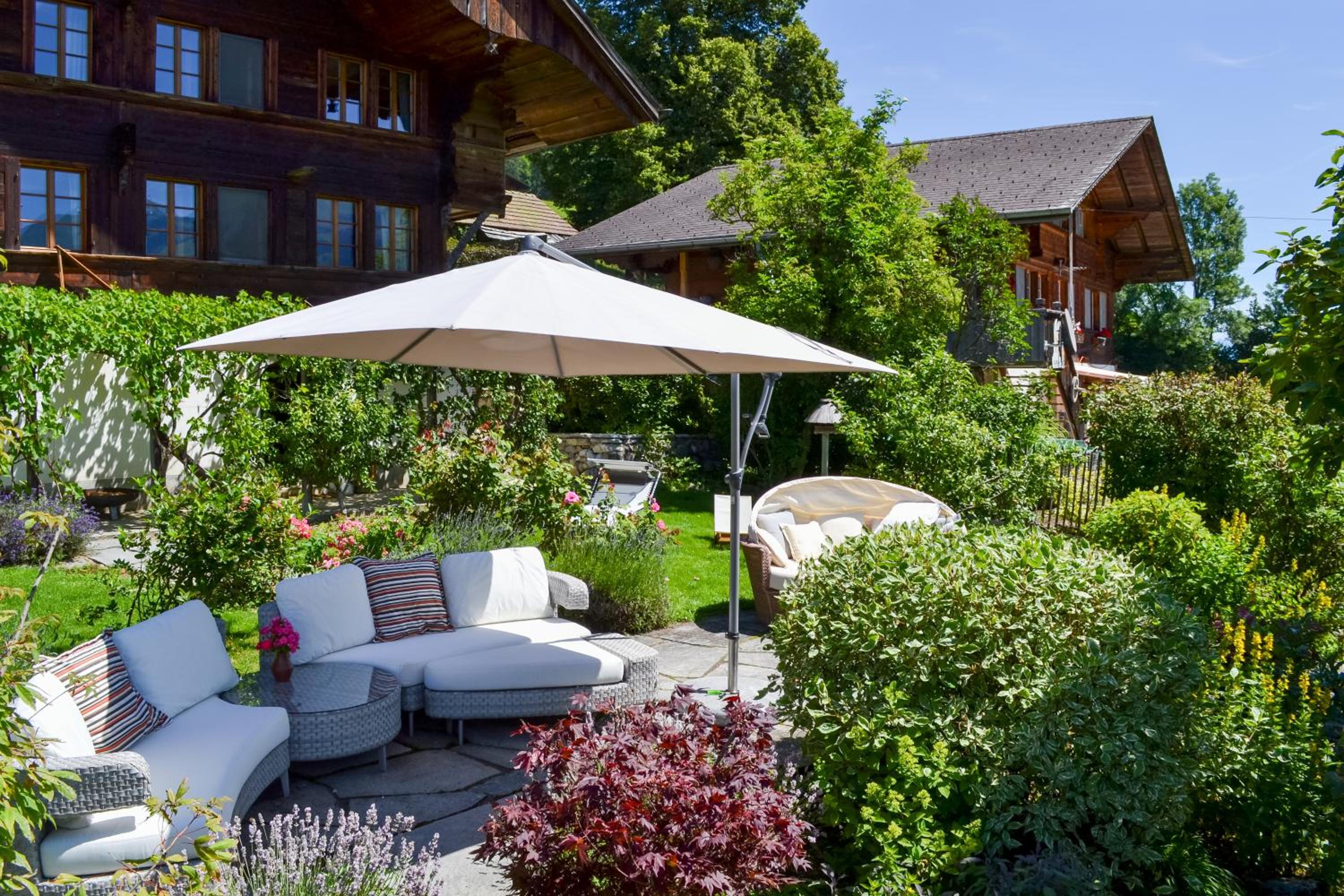 Swiss Mountain-Valley View Lodge