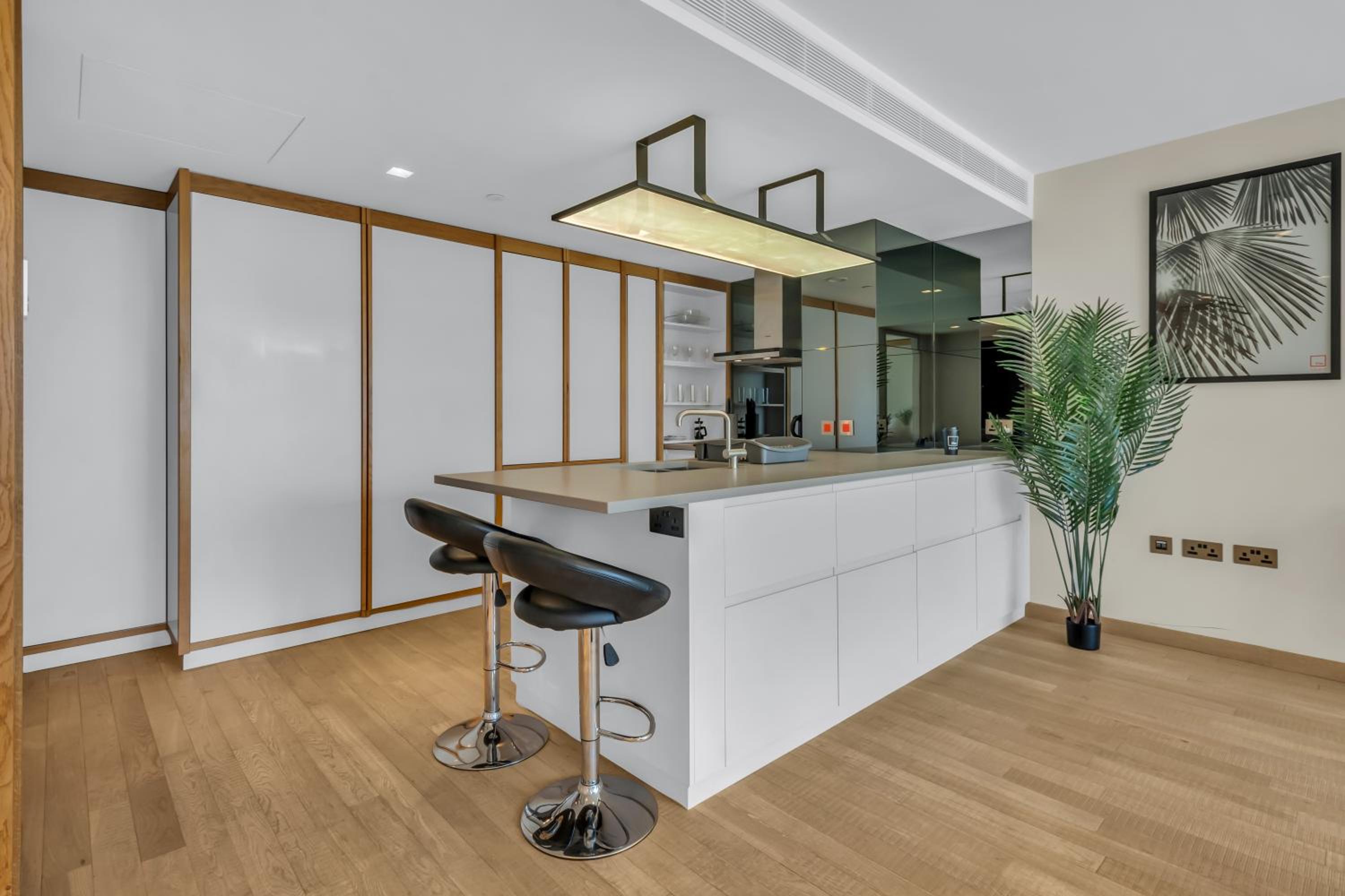 MySquare One Bedroom Serviced Apartment in Stratford