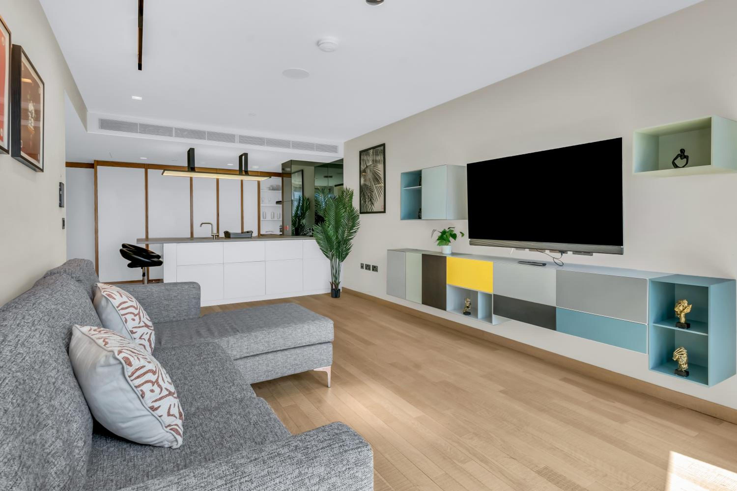 MySquare One Bedroom Serviced Apartment in Stratford