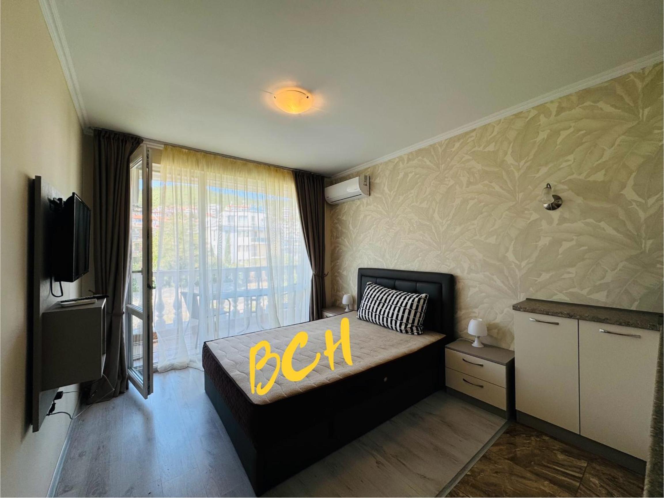 VS Private Studio A-C50 Sveti Vlas