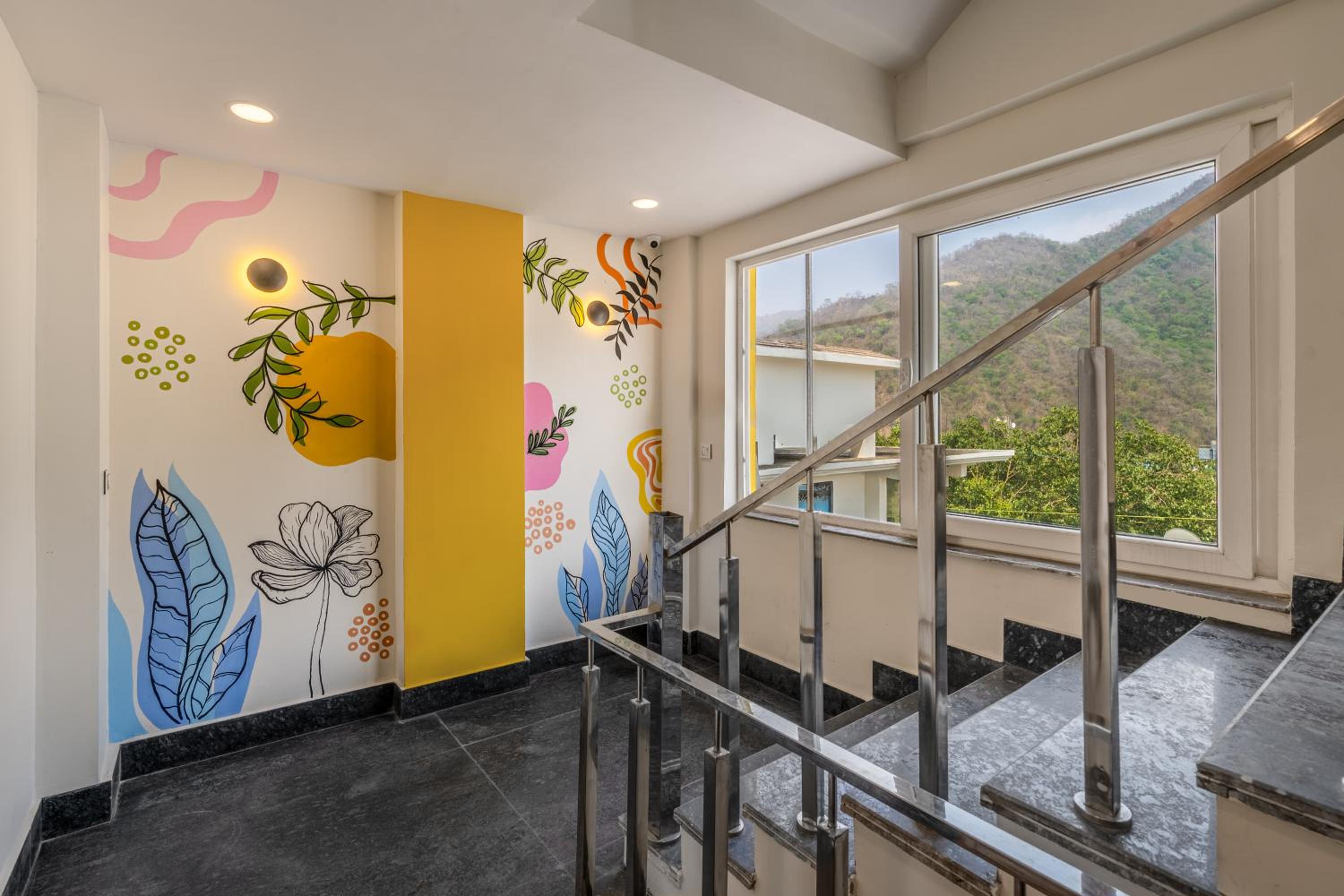 goSTOPS PLUS Rishikesh Tapovan — photo 13