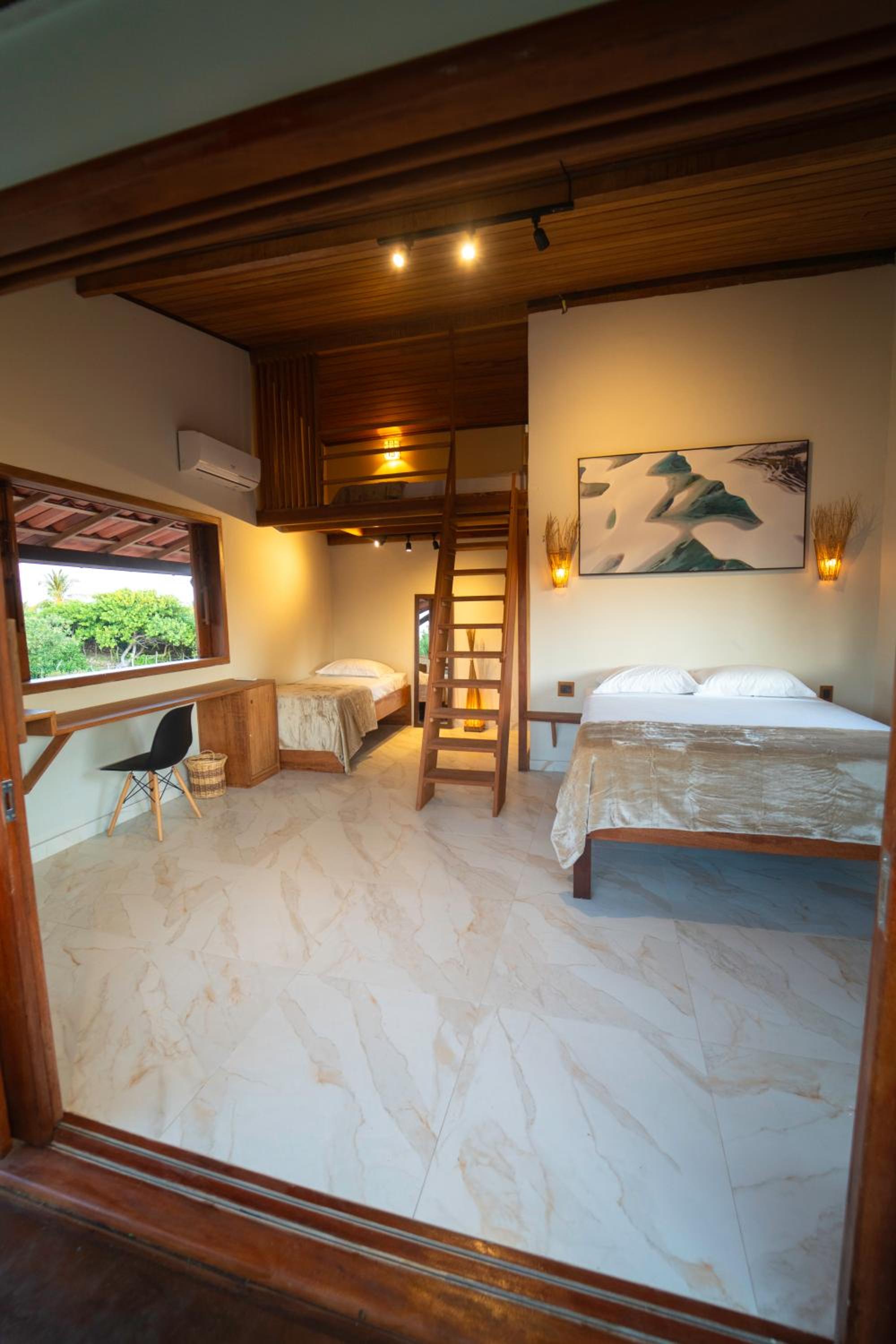 Casa Amado Atins
